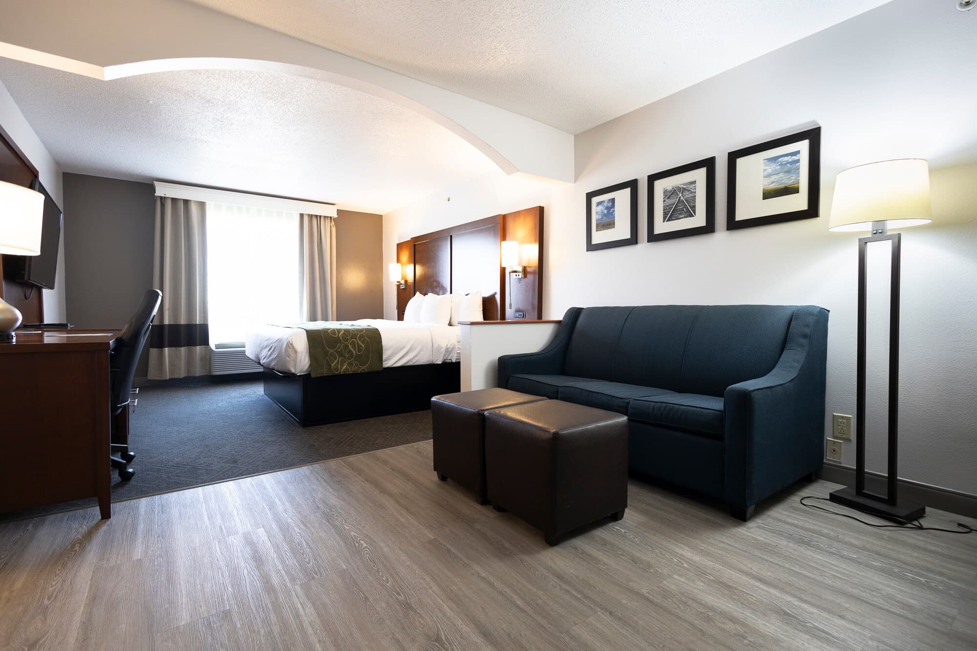 Comfort Suites Springfield I-70 — 10