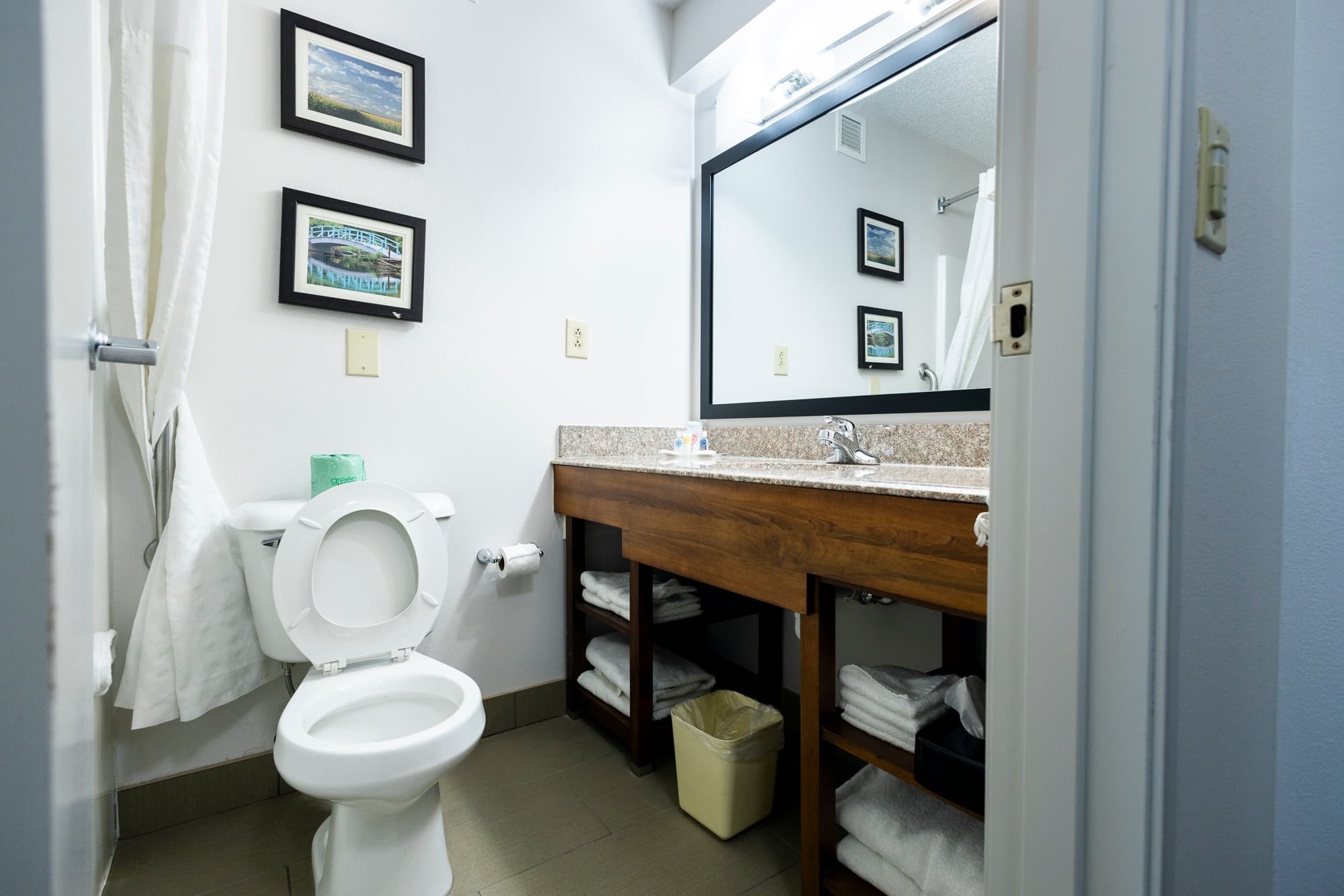 Comfort Suites Springfield I-70 — 13