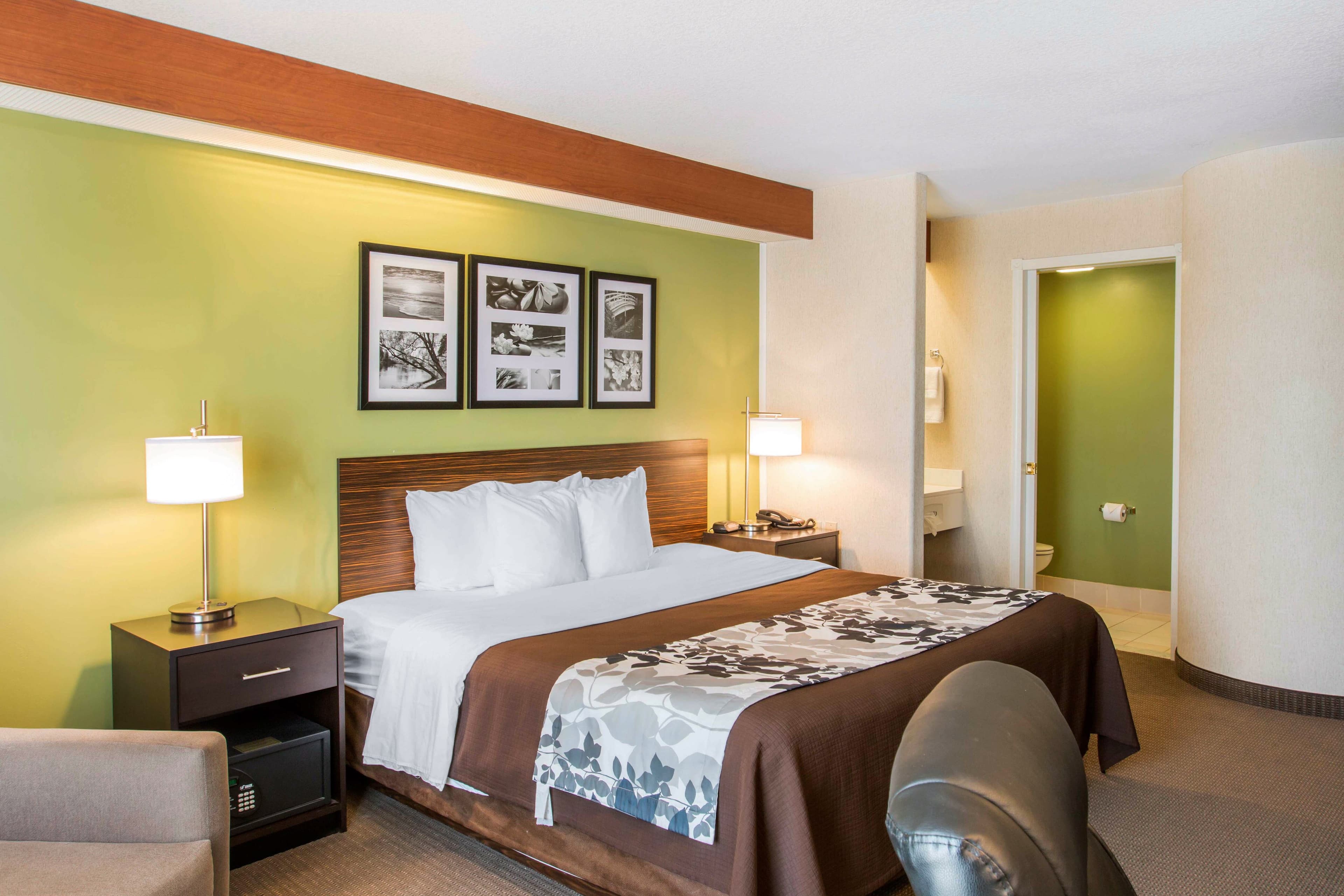Sleep Inn & Suites Oregon - Toledo — 12