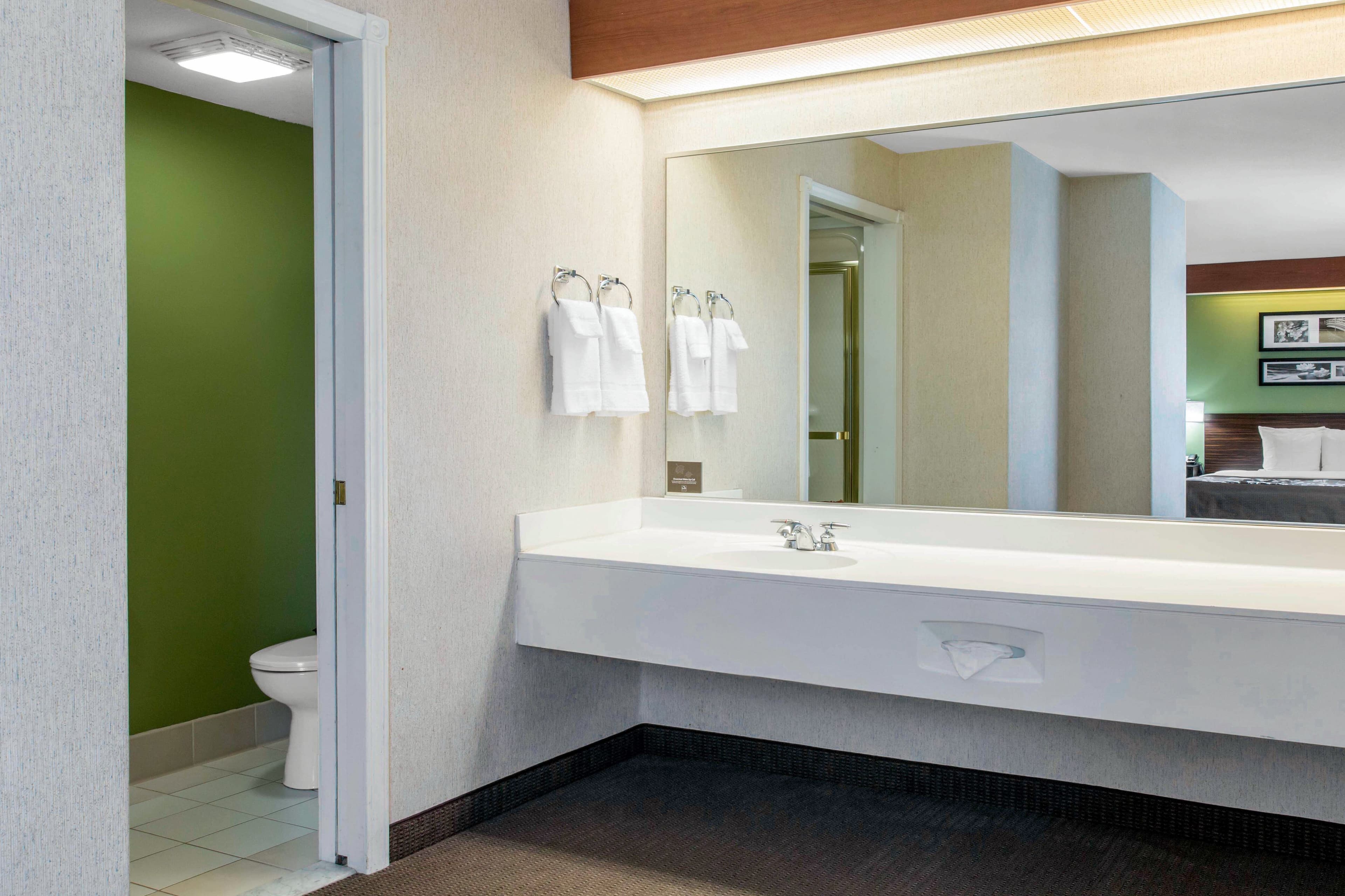 Sleep Inn & Suites Oregon - Toledo — 20