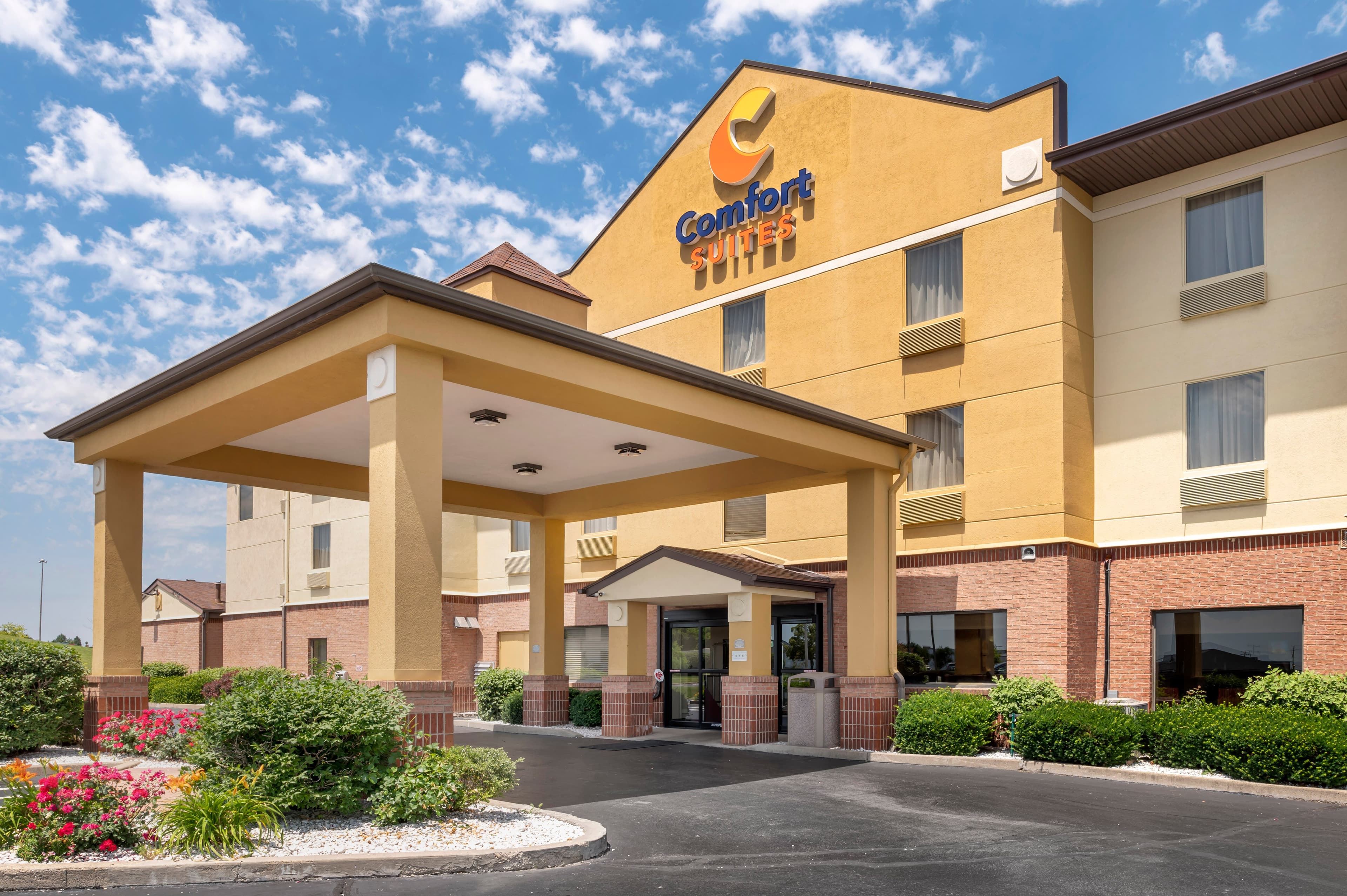 Comfort Suites Miamisburg - Dayton South - Image 1