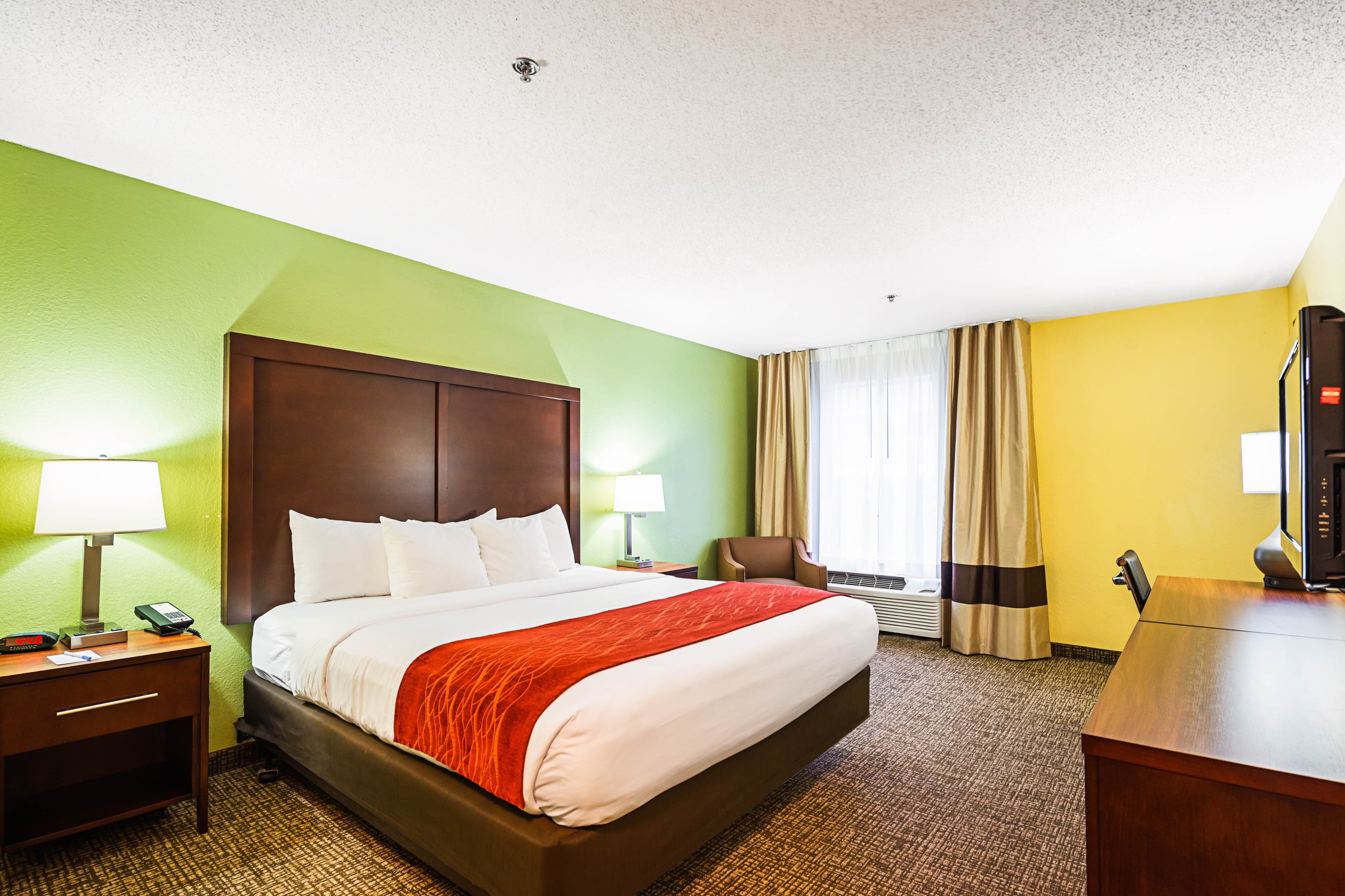 Comfort Inn & Suites Dayton Northwest - Englewood - Image 2