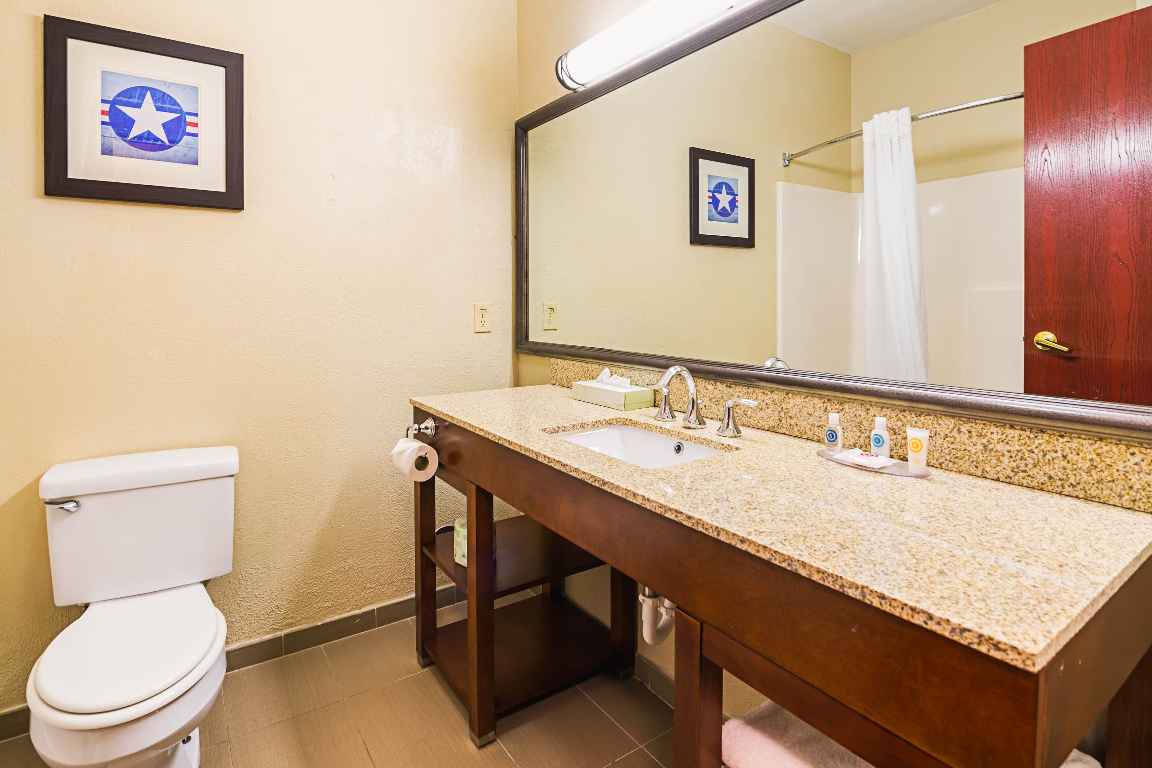 Comfort Inn & Suites Dayton Northwest - Englewood — 7