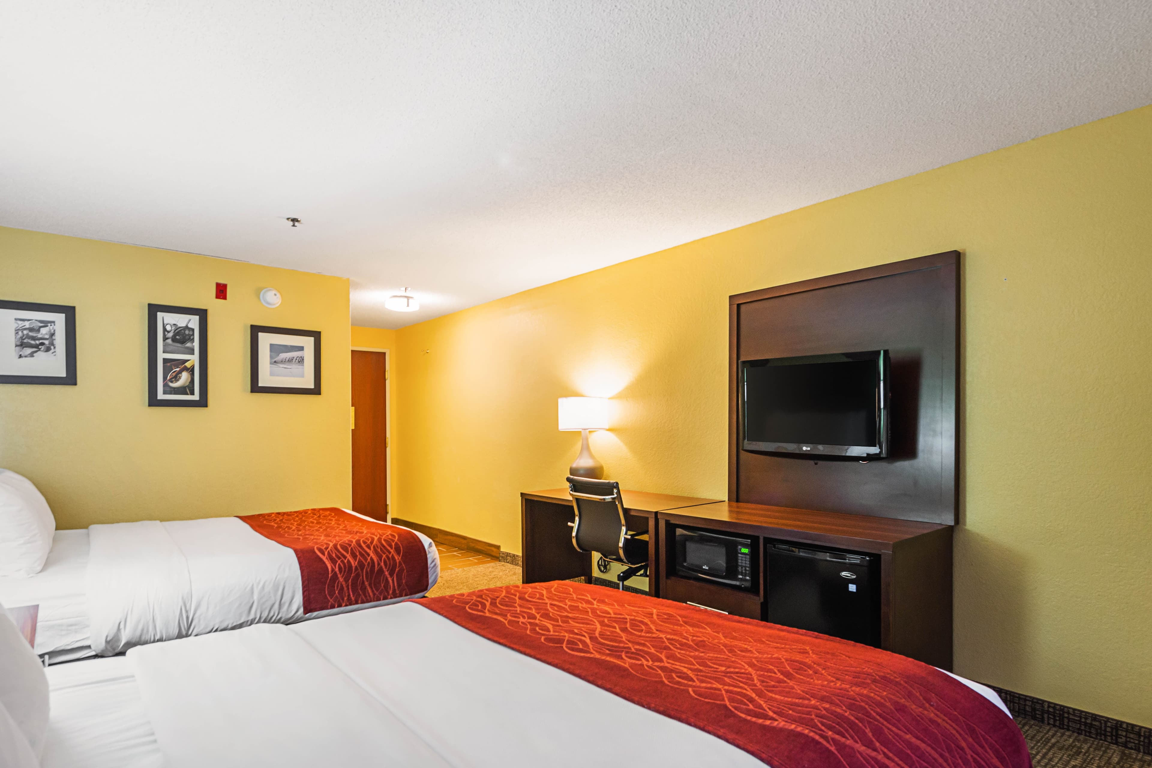 Comfort Inn & Suites Dayton Northwest - Englewood — 16