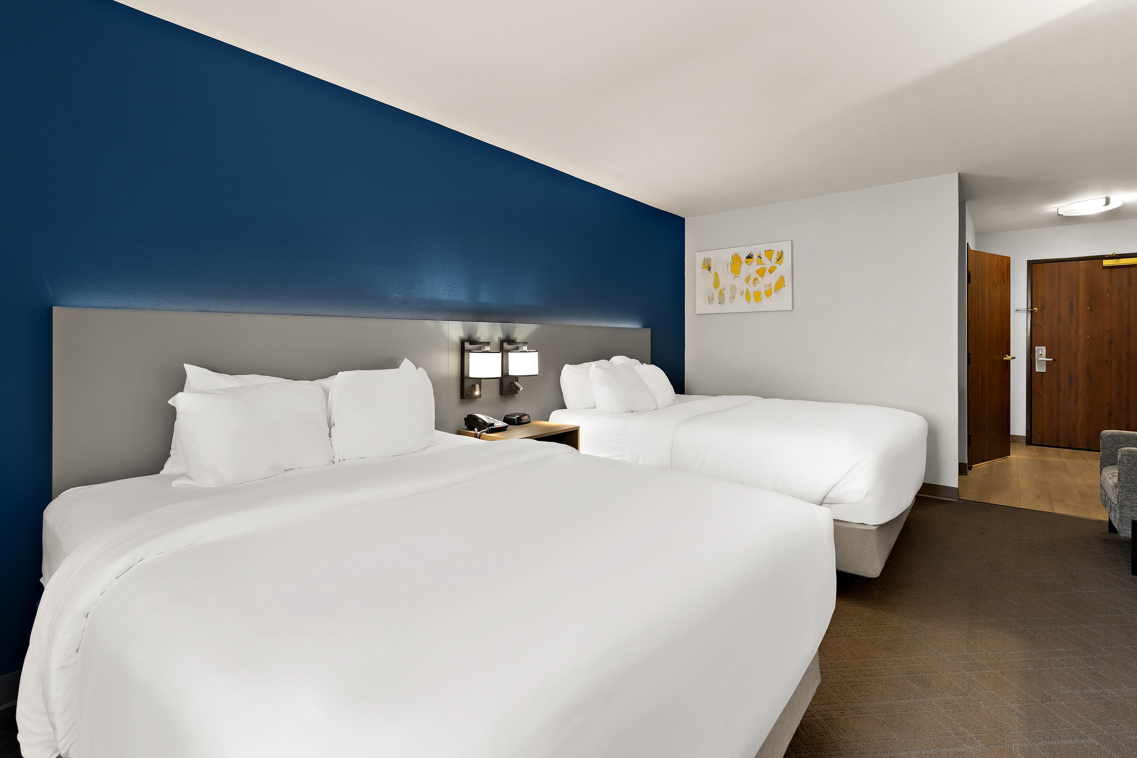 Comfort Inn & Suites Fremont - Image 5