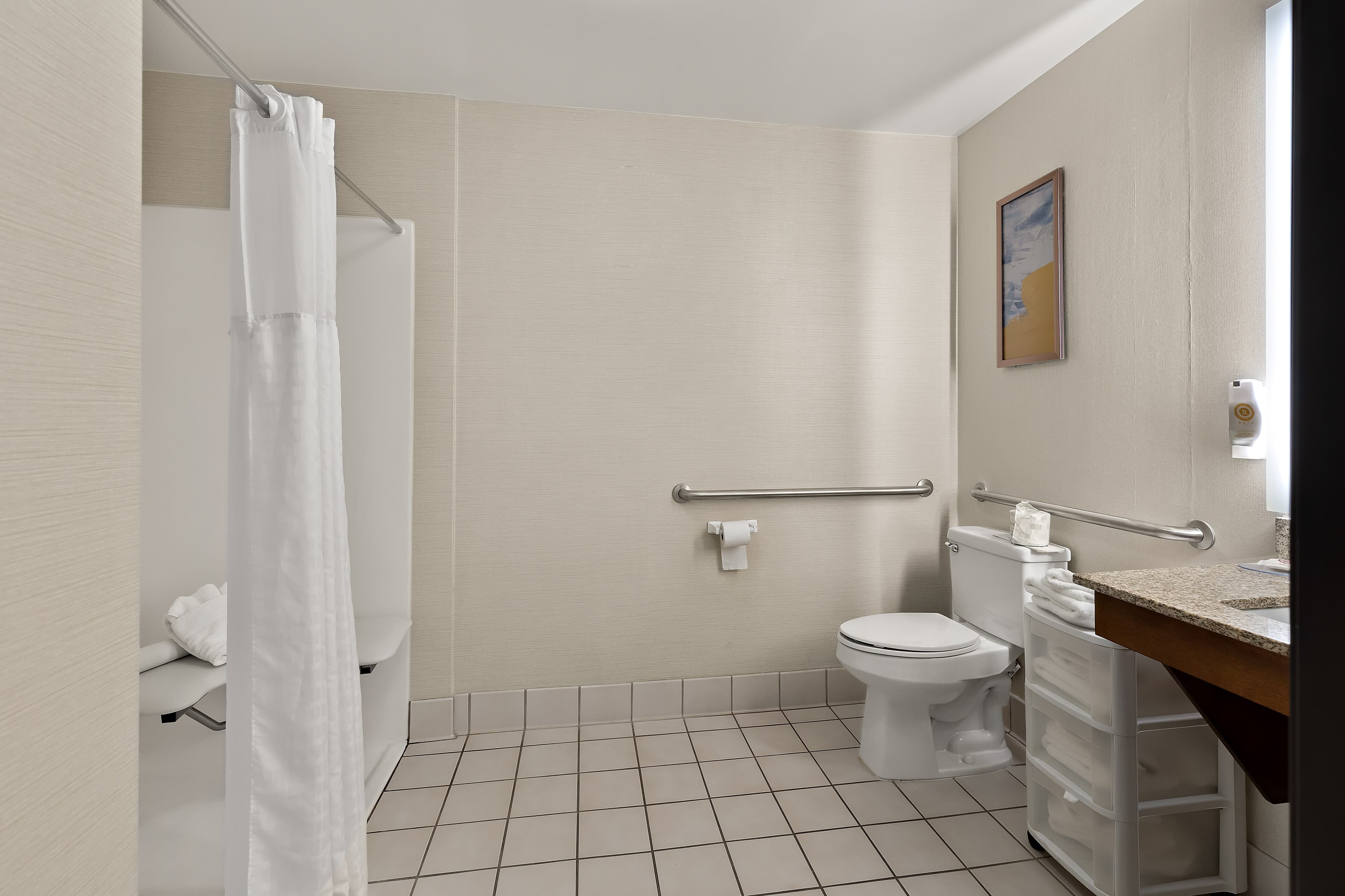 Comfort Inn & Suites Fremont — 6