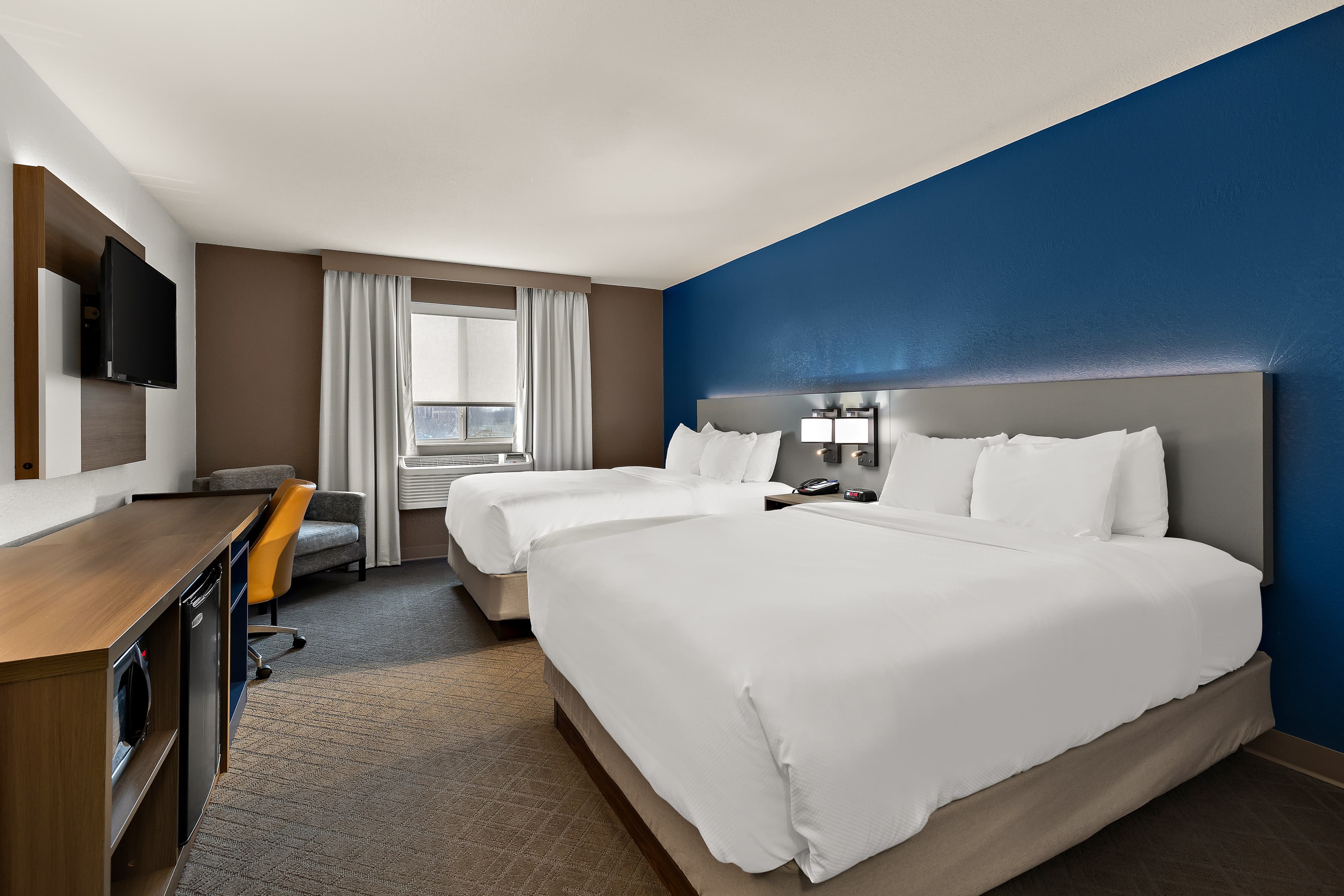 Comfort Inn & Suites Fremont — 11