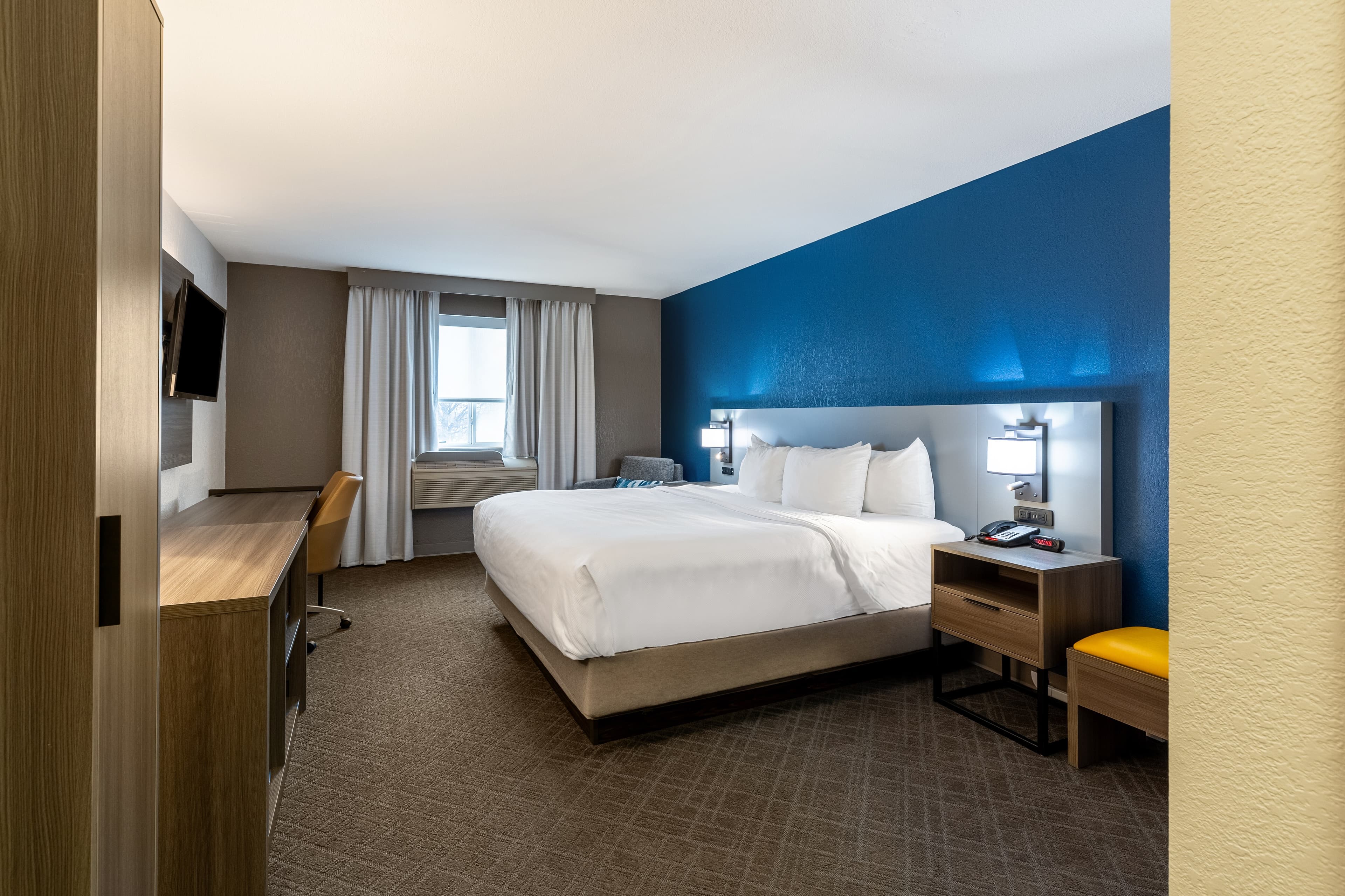 Comfort Inn & Suites Fremont — 8