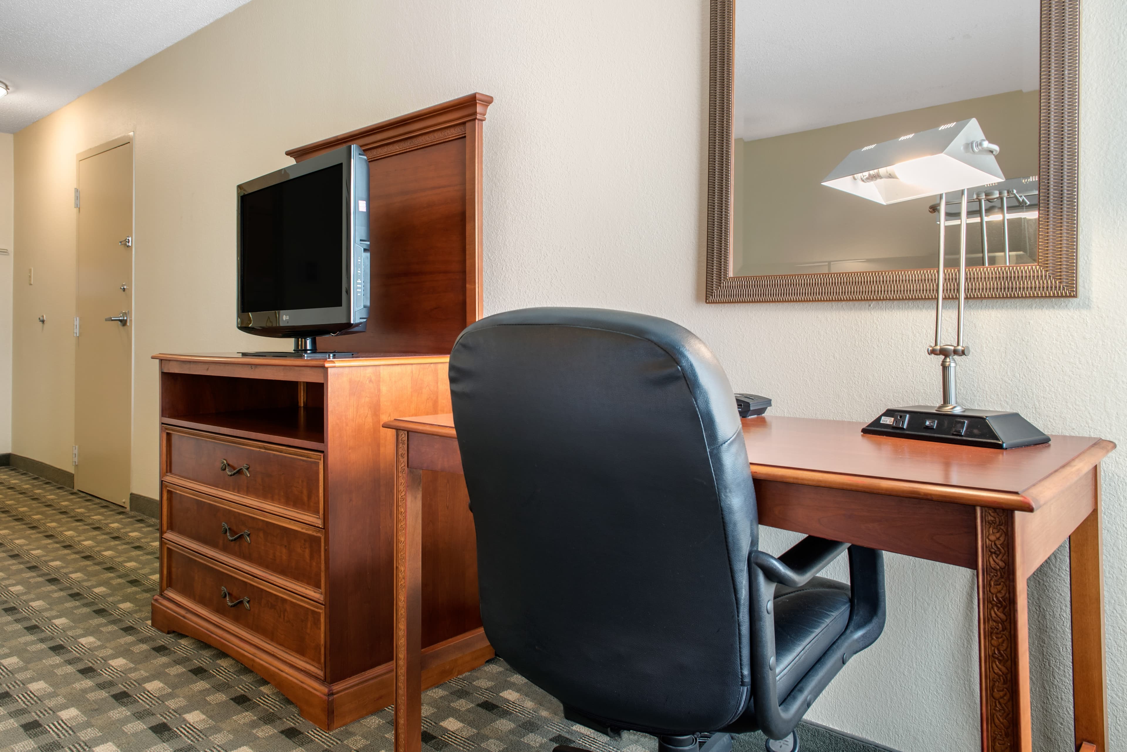 Quality Hotel Conference Center Cincinnati Blue Ash — 5