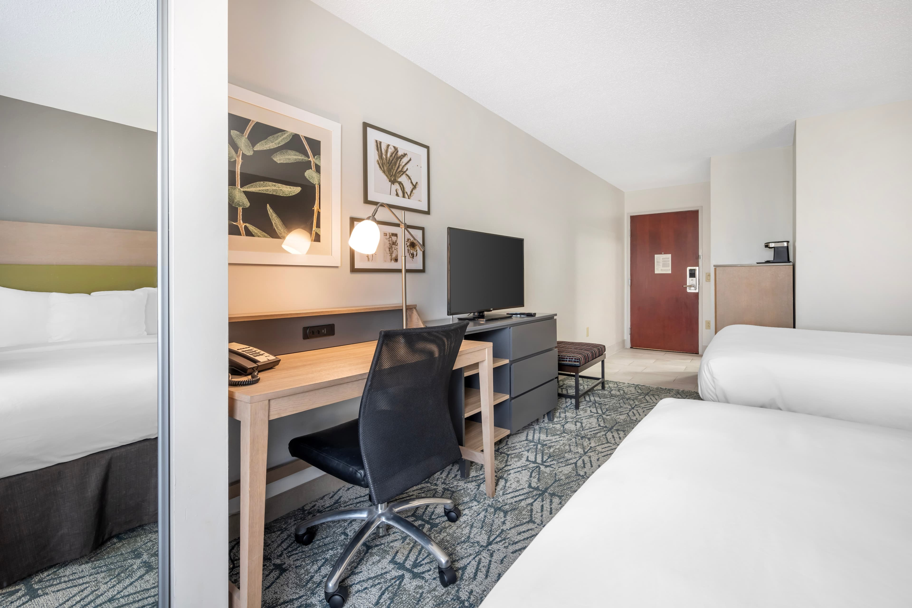 Country Inn & Suites By Radisson, Dayton South, OH — 16