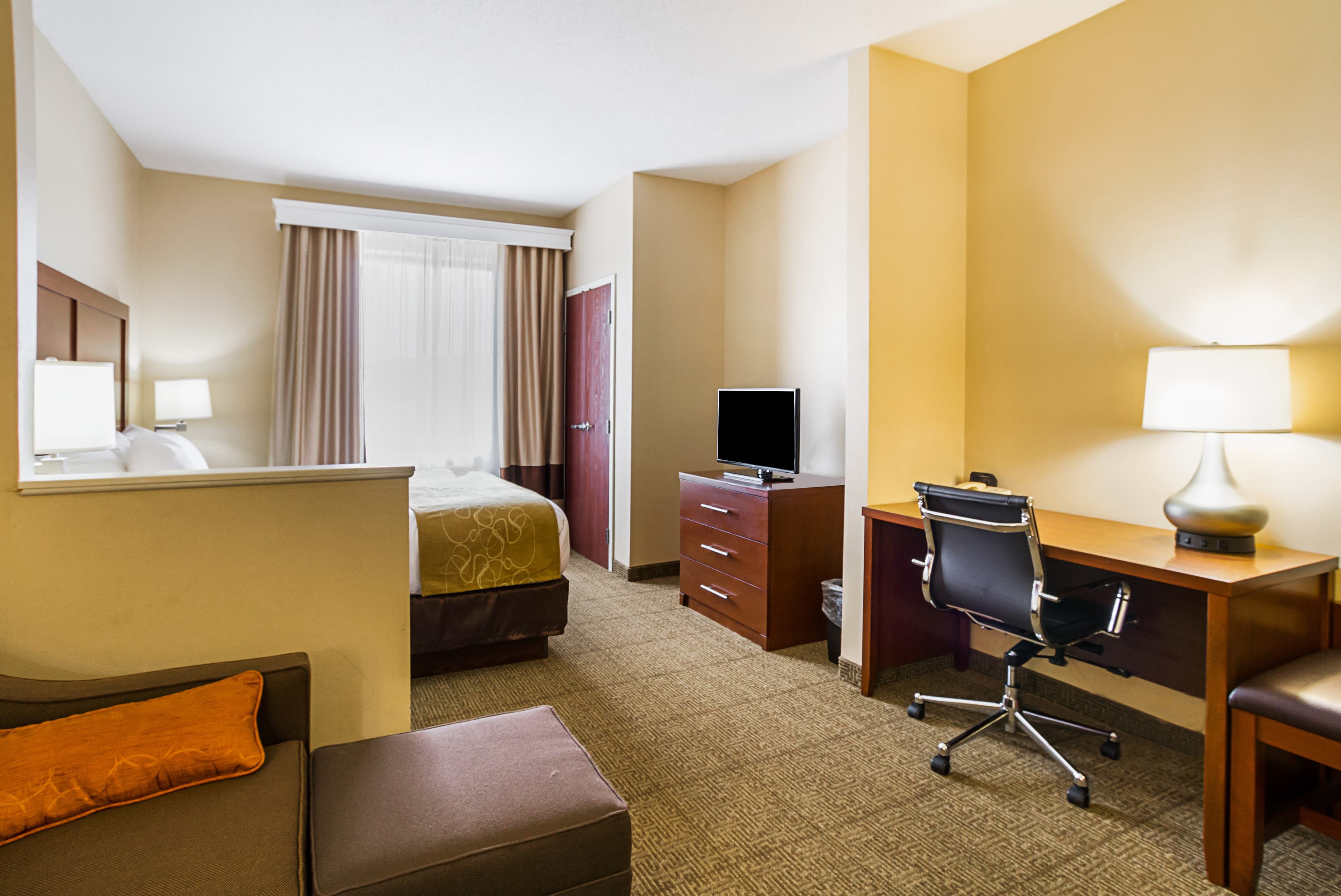 Comfort Suites Twinsburg — 13