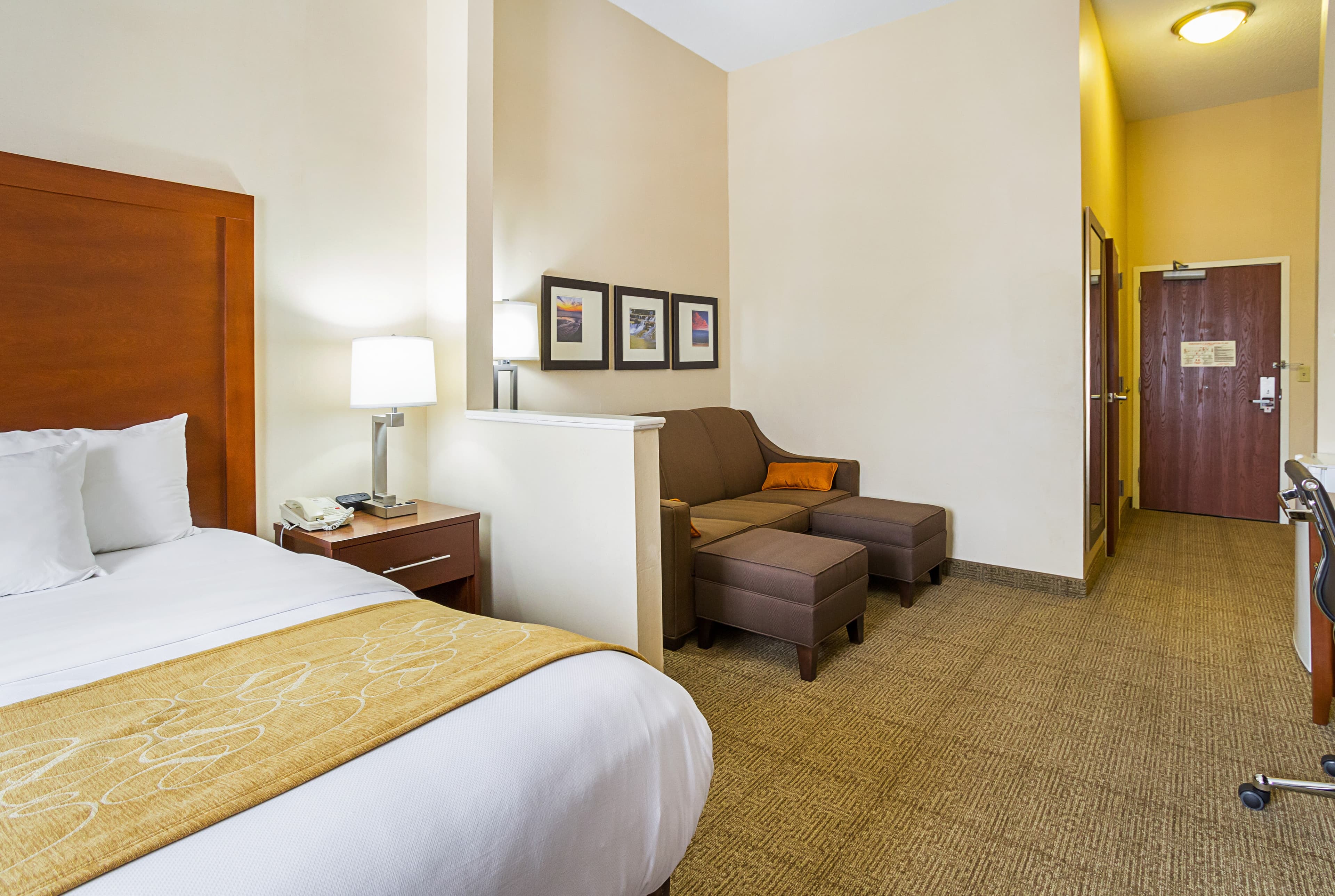 Comfort Suites Twinsburg - Image 5