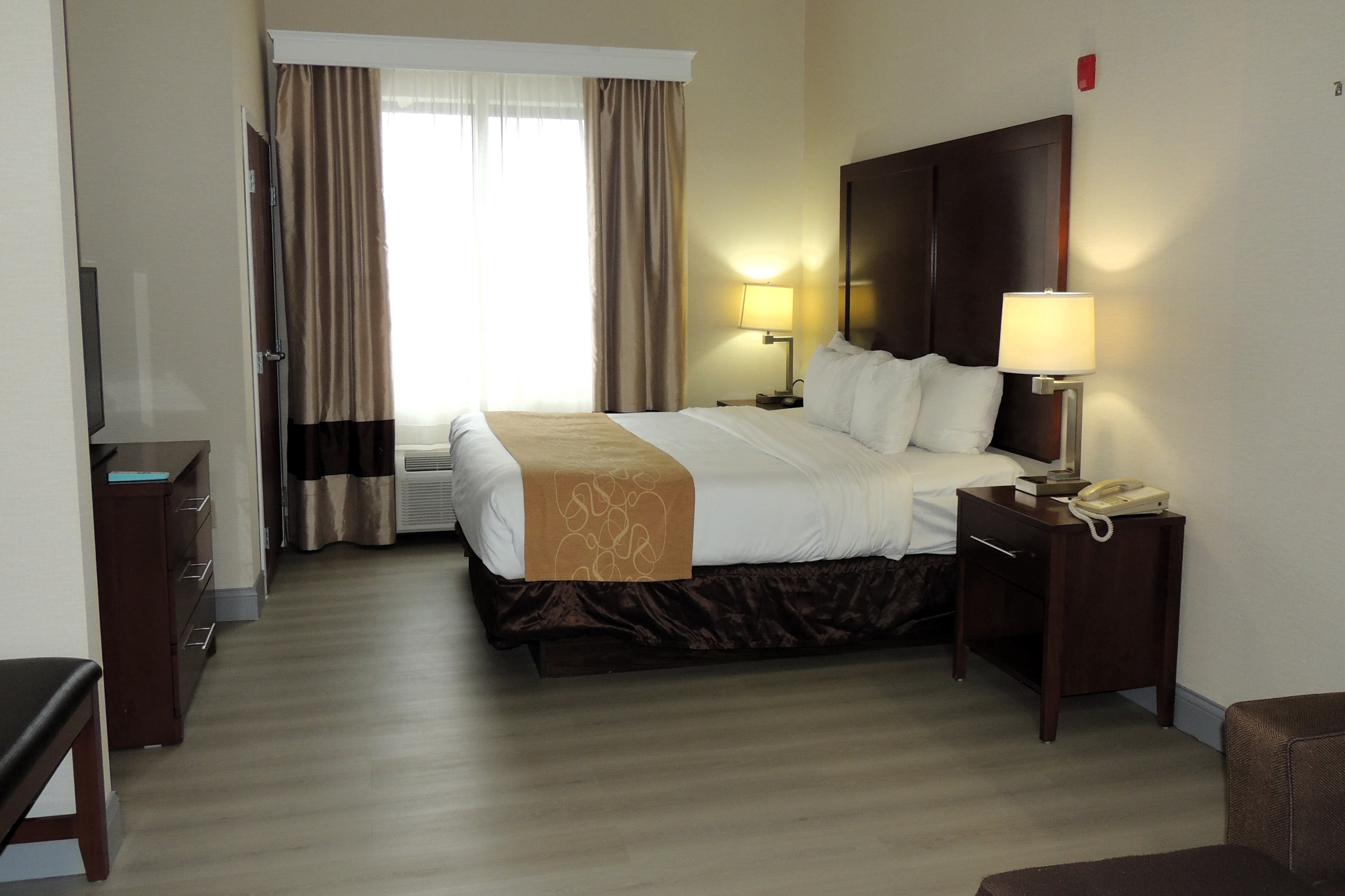 Comfort Suites Twinsburg — 7