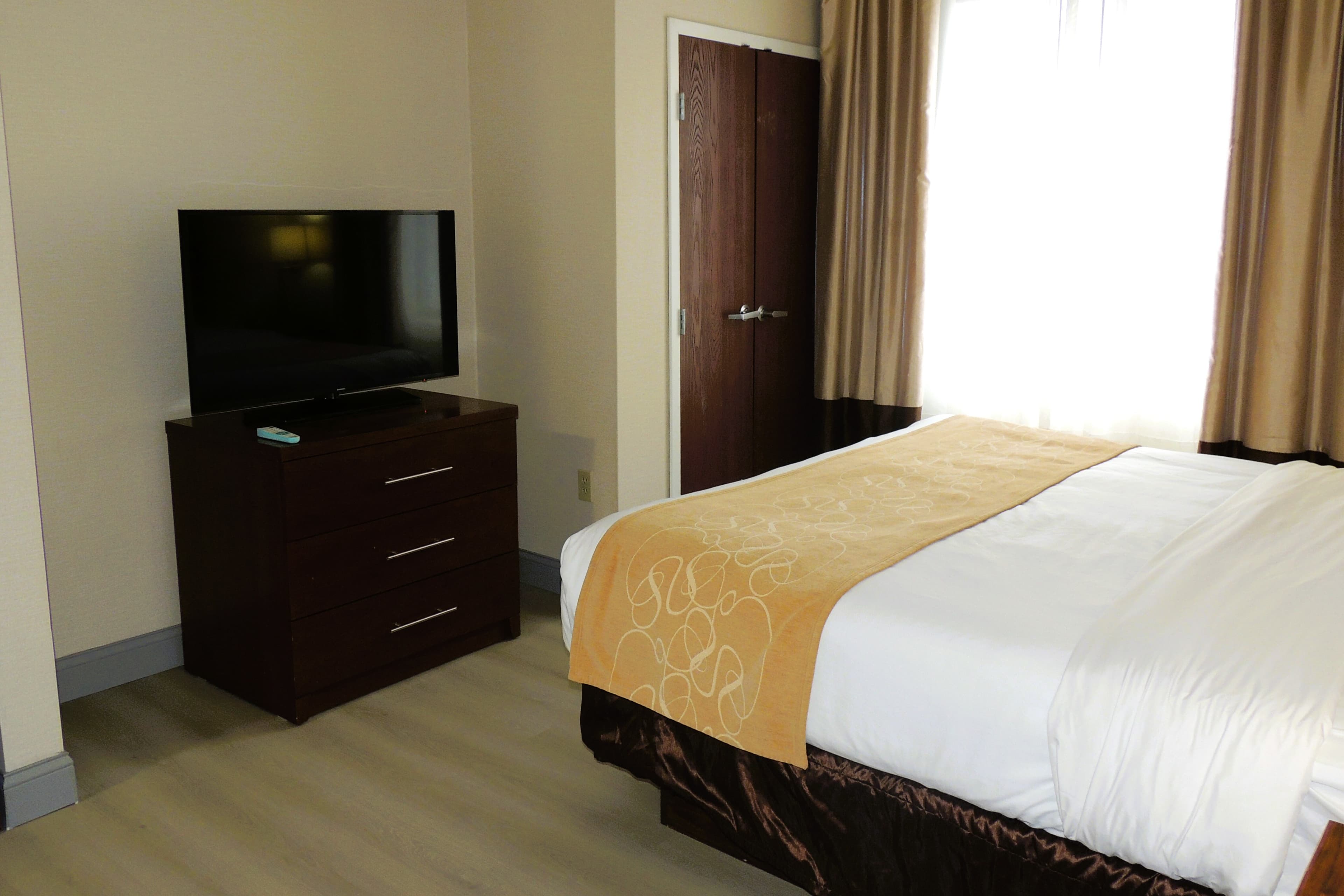 Comfort Suites Twinsburg — 10