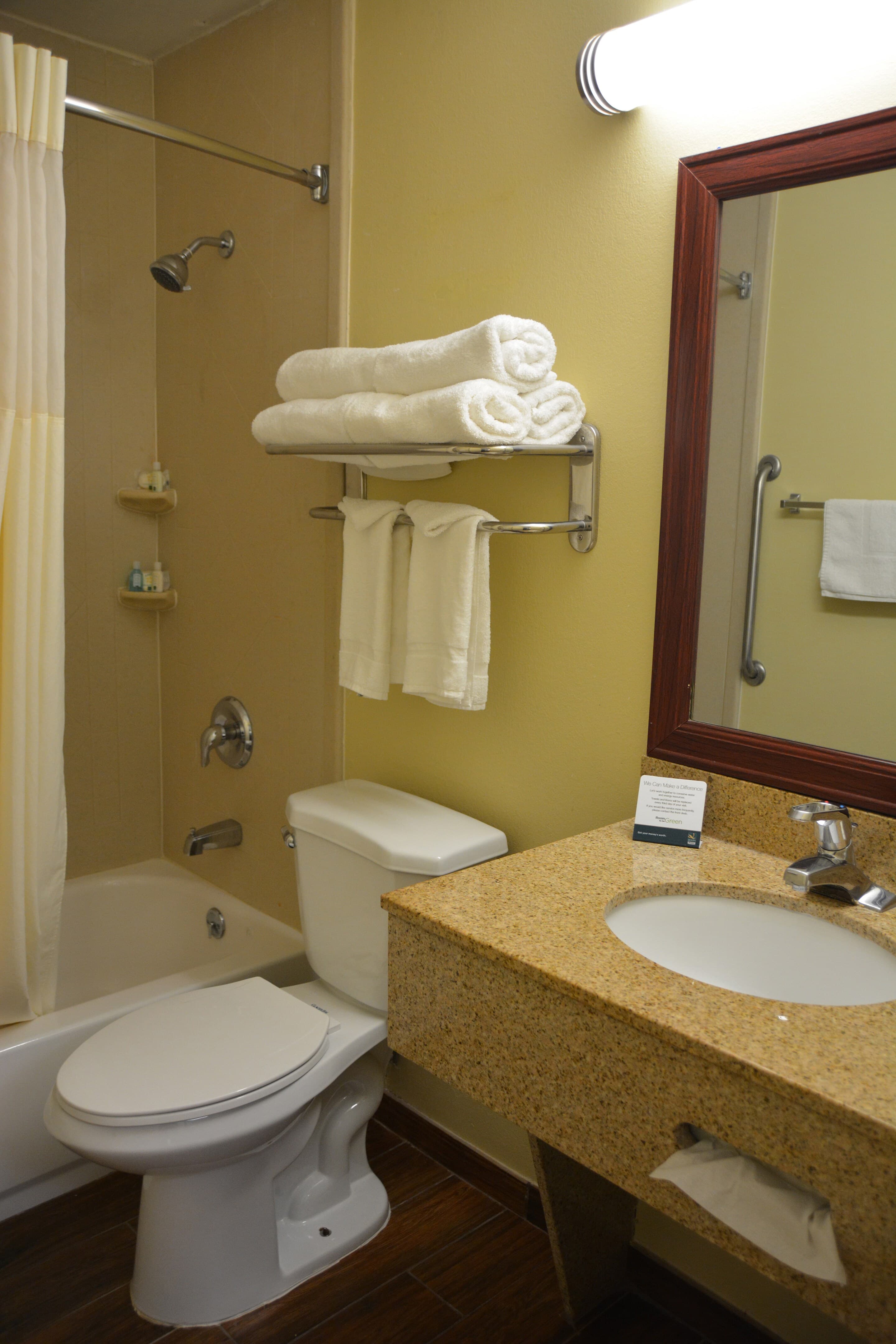 Quality Inn & Suites - Image 3
