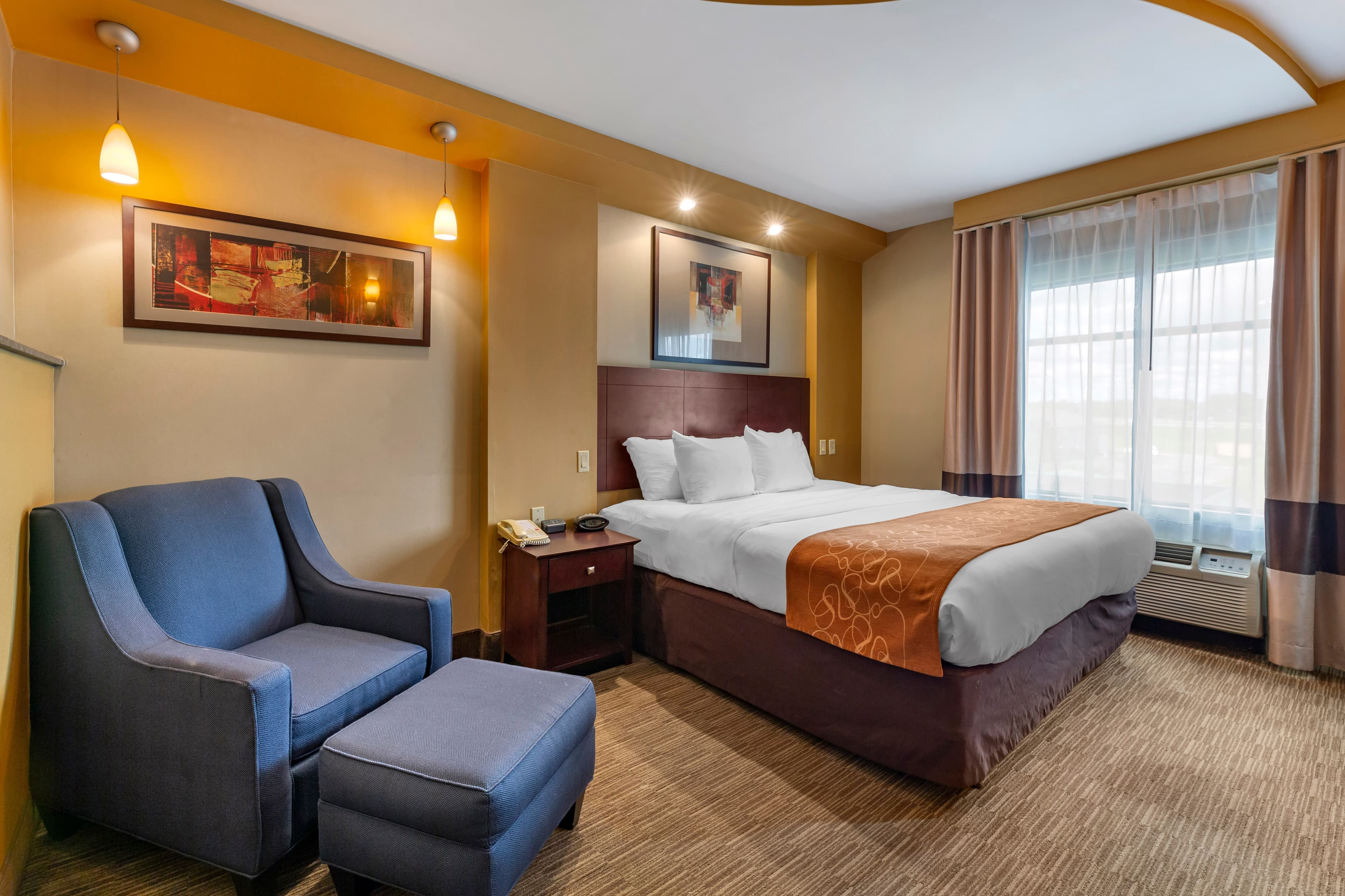 Comfort Suites Perrysburg - Toledo South — 7