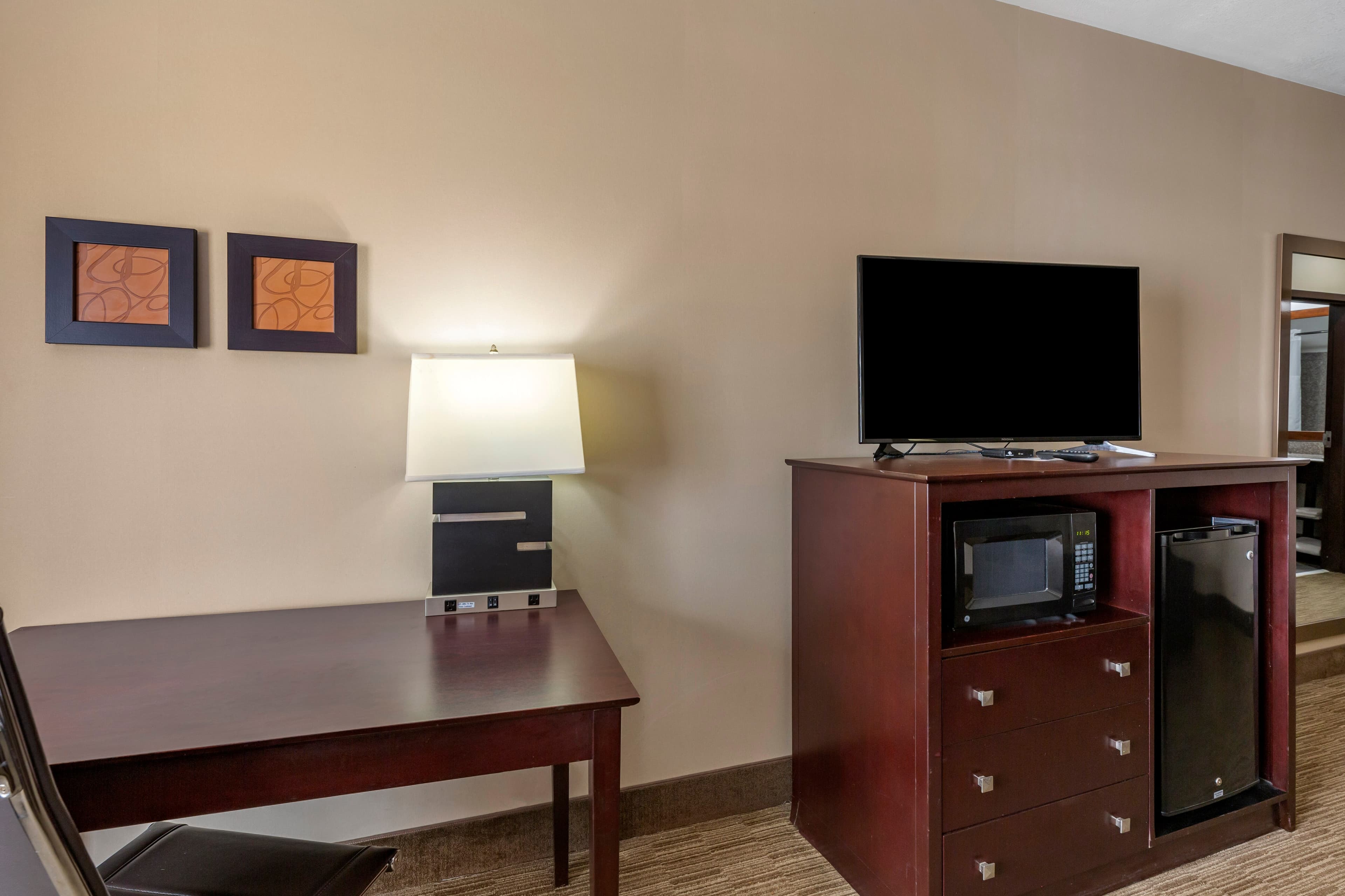 Comfort Suites Perrysburg - Toledo South — 23