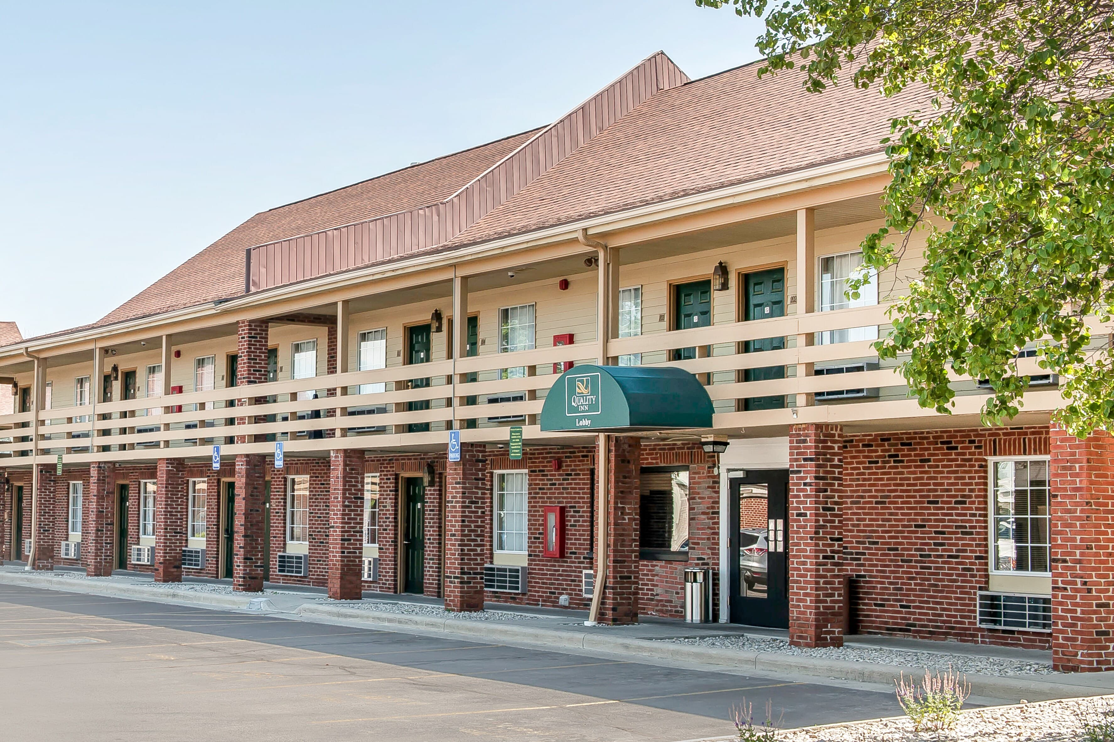Quality Inn Findlay - Image 1