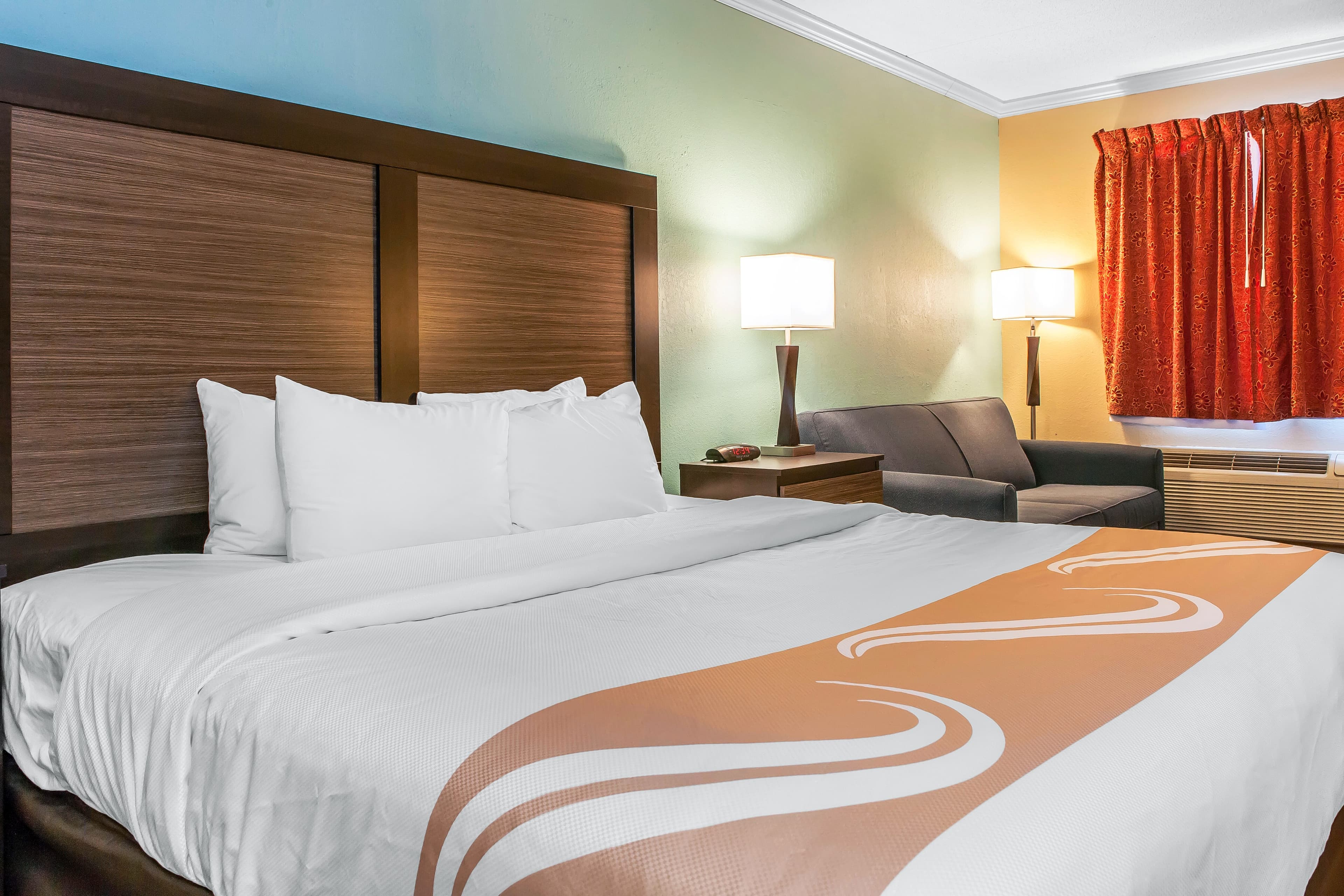 Quality Inn Findlay - Image 4