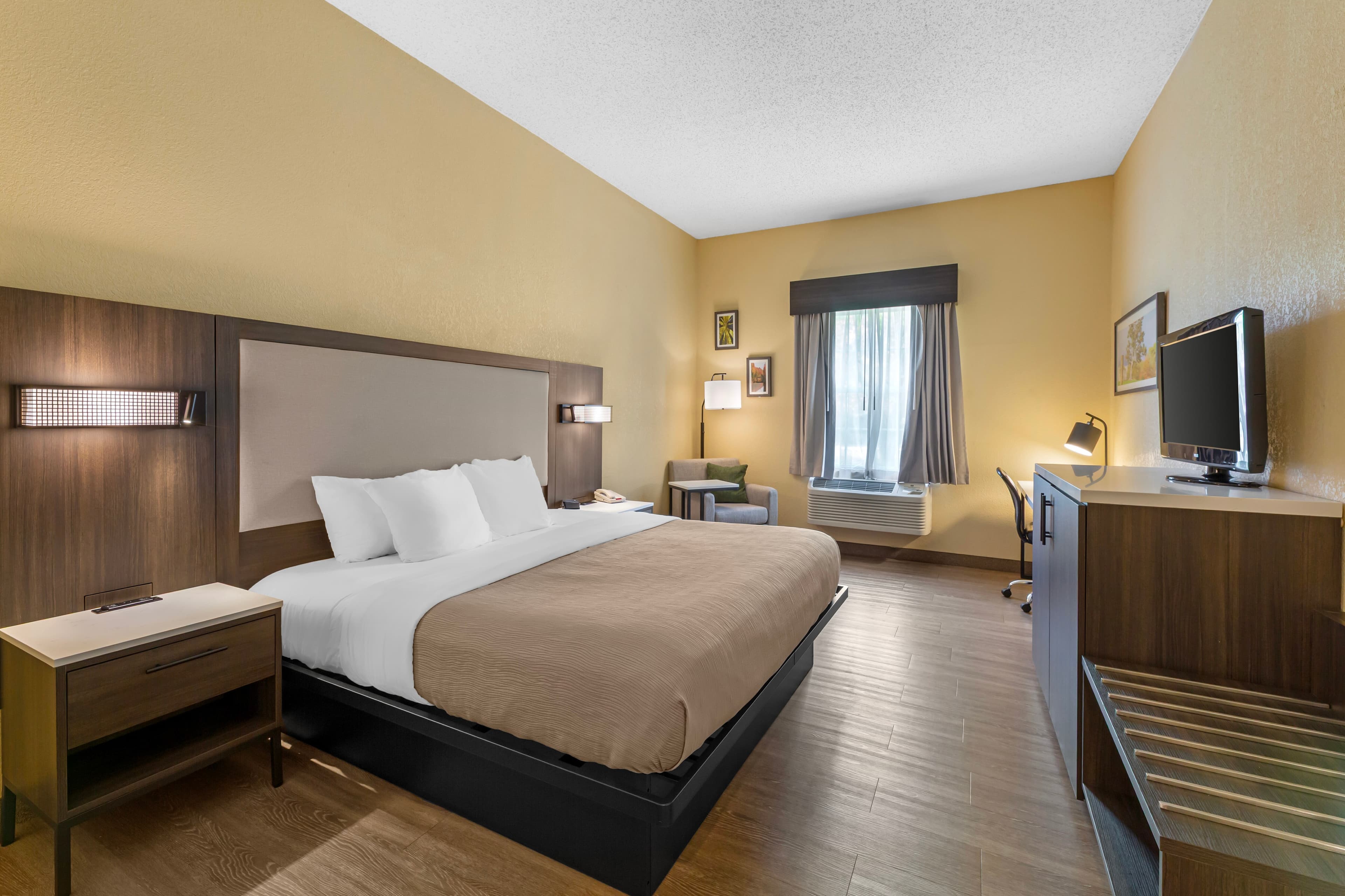 Quality Inn & Suites Bellville - Mansfield — 9