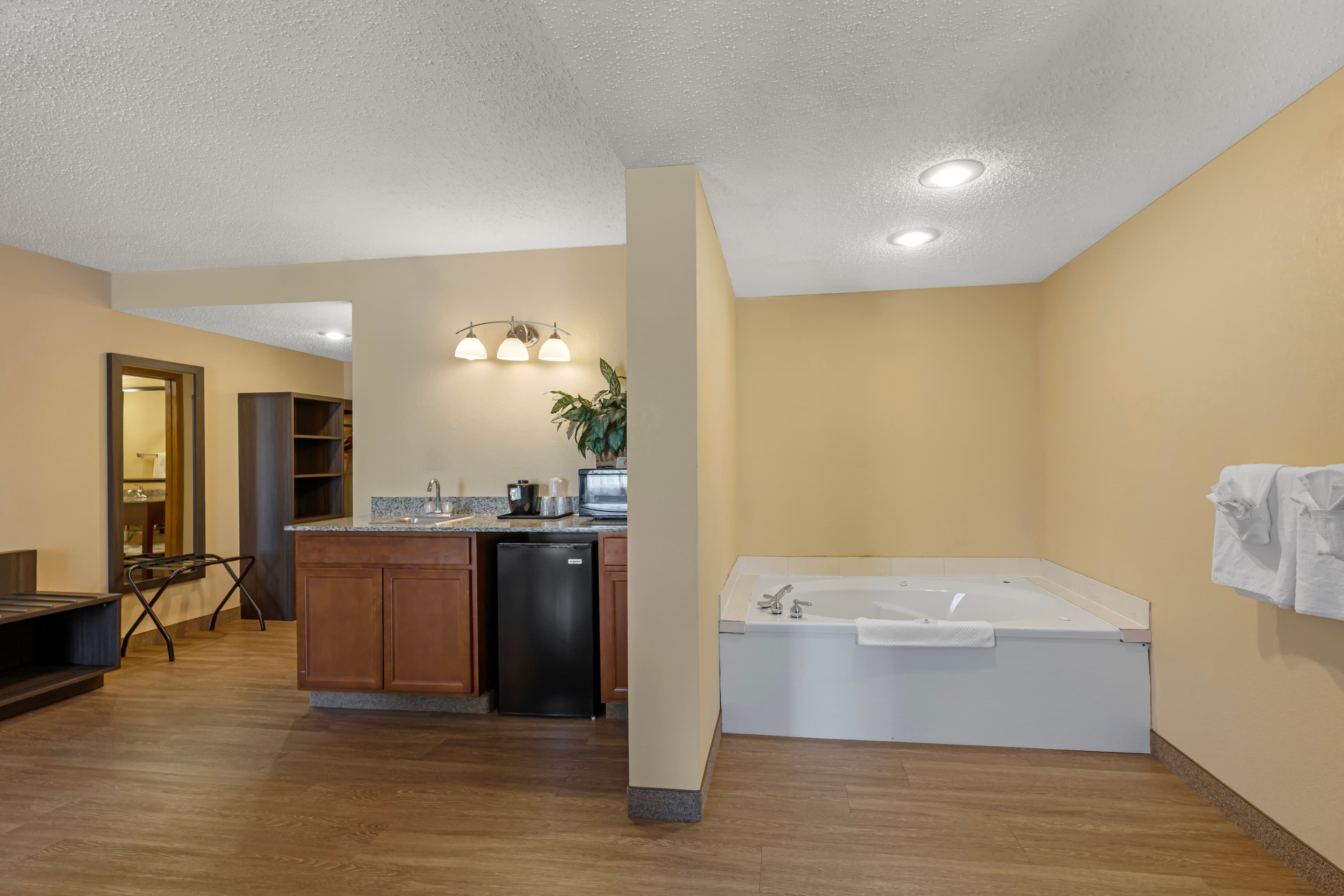 Quality Inn & Suites Bellville - Mansfield — 15