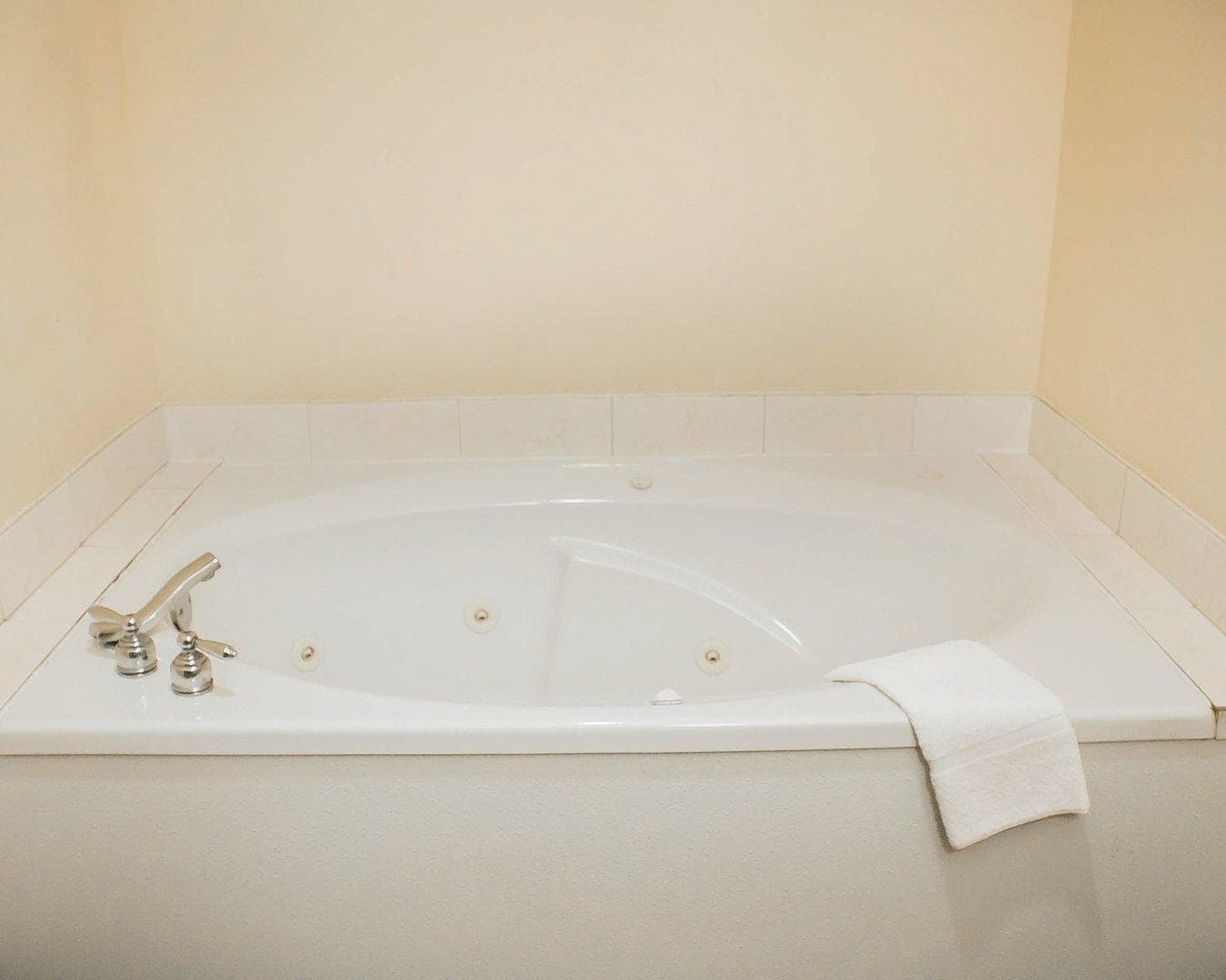 Quality Inn & Suites Bellville - Mansfield — 15