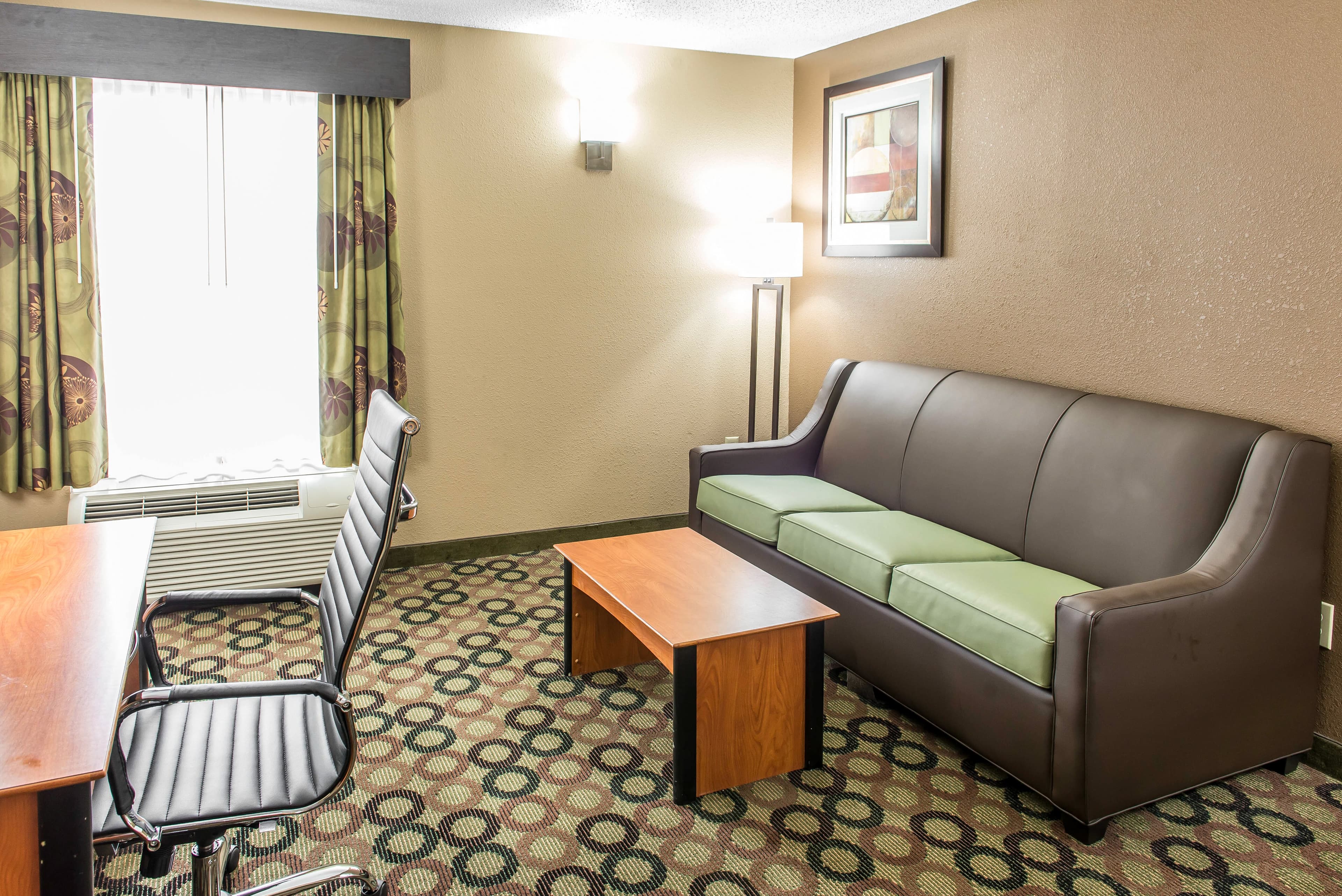 Quality Inn & Suites Columbus West - Hilliard — 14