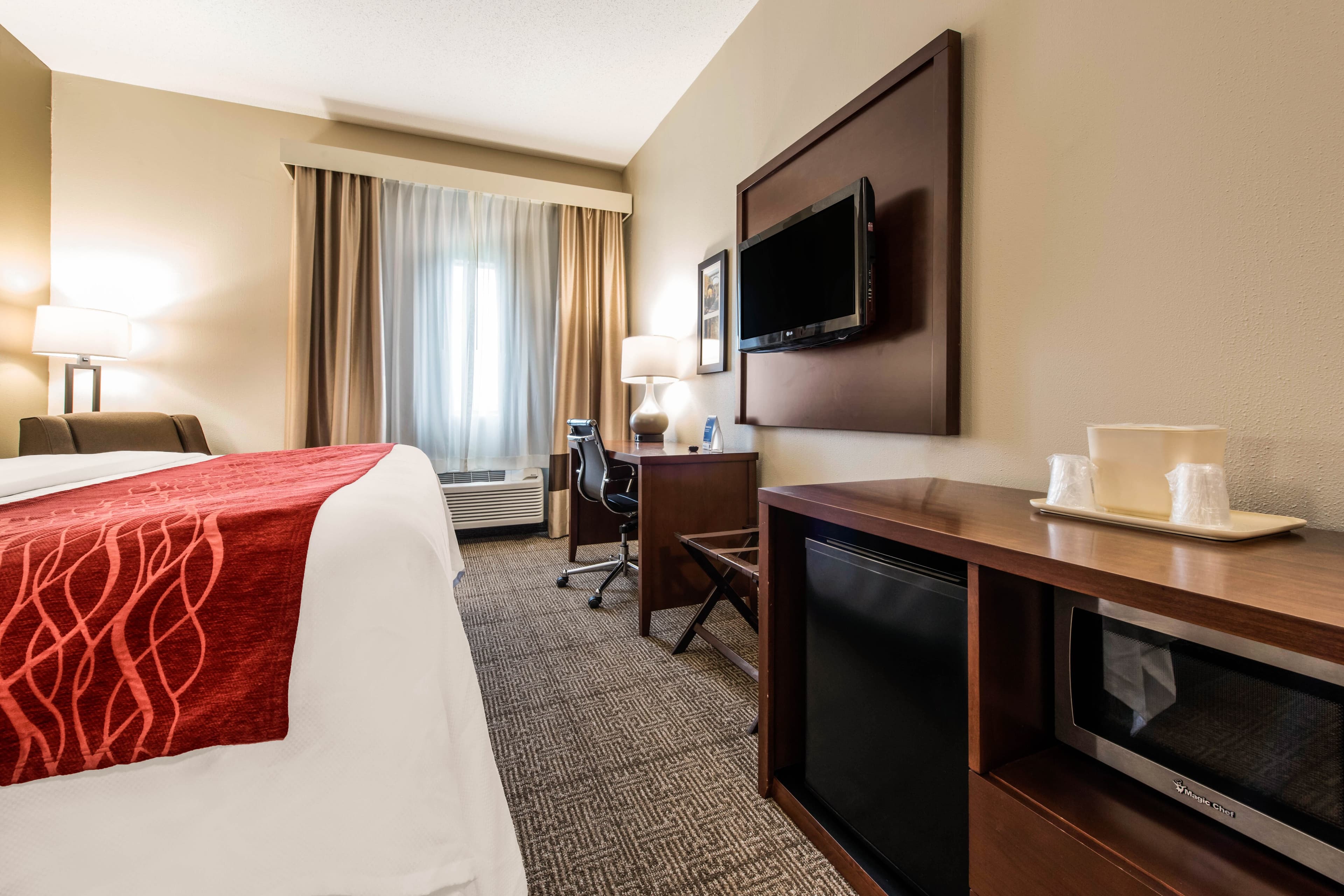 Comfort Inn & Suites Streetsboro - Kent — 10