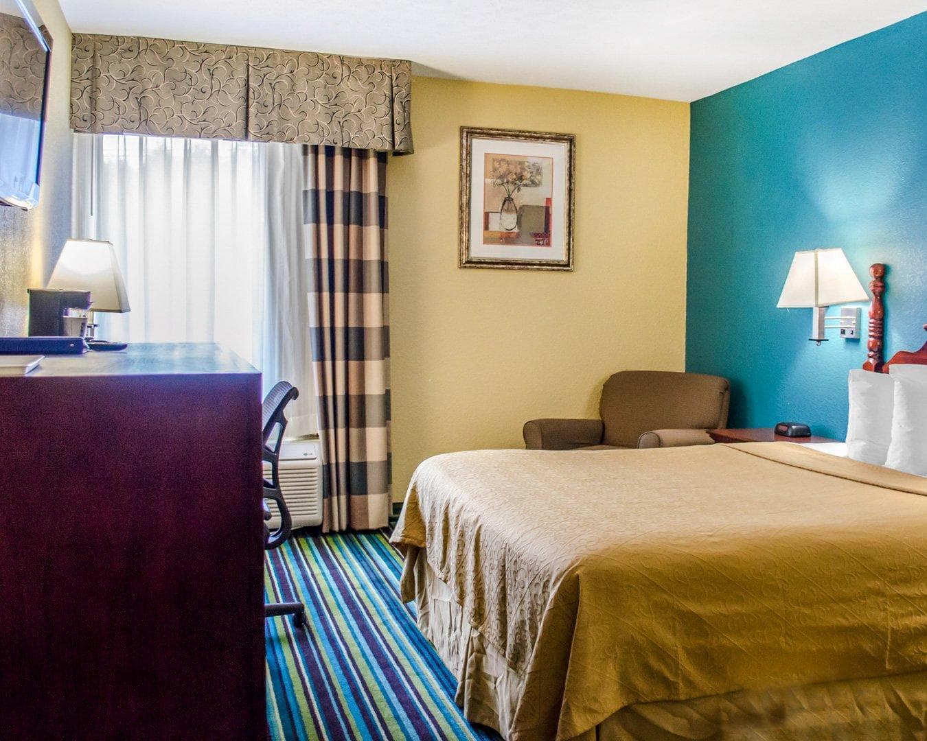 Quality Inn & Suites Medina- Akron West - Image 5