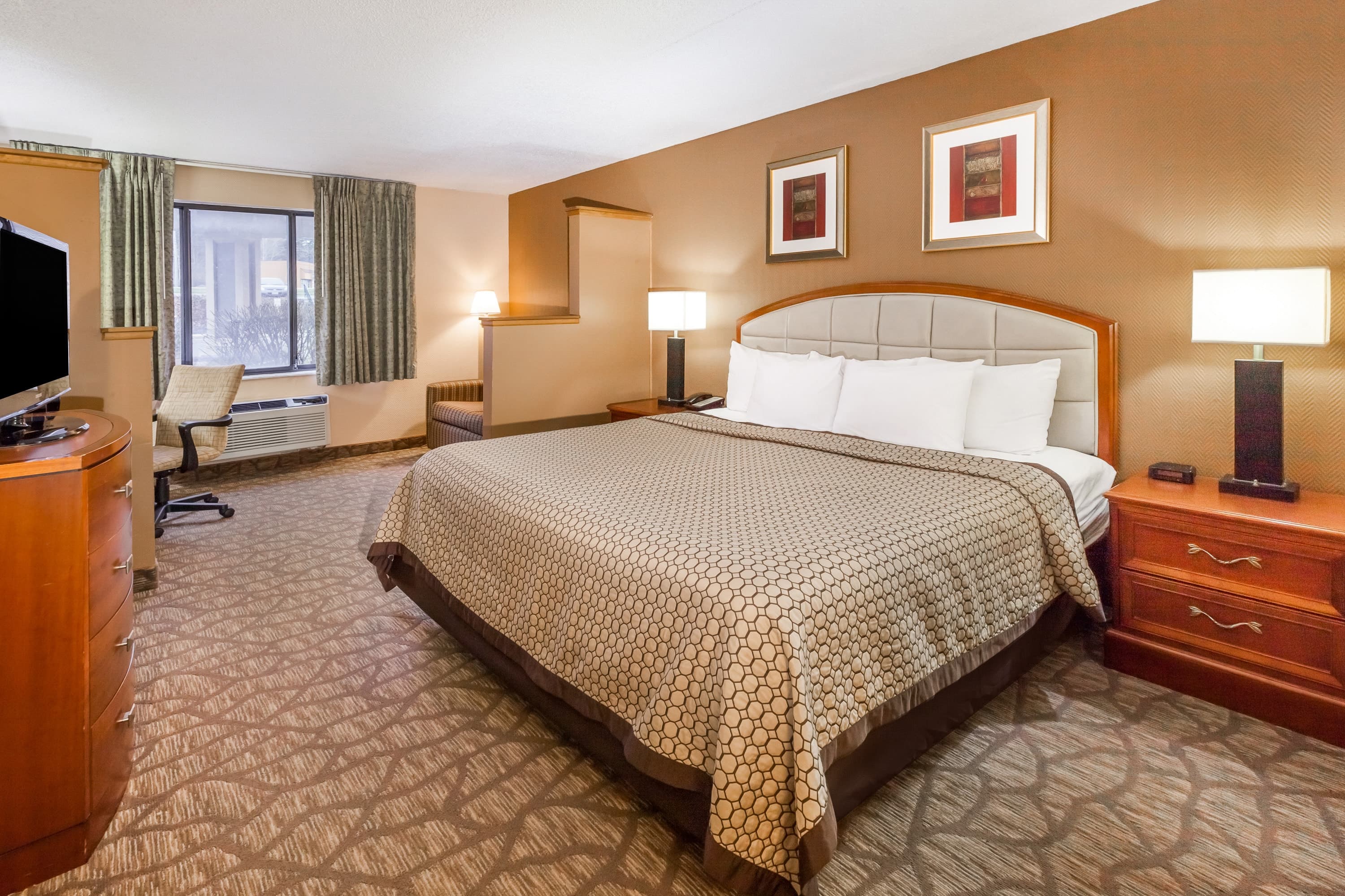 Quality Inn & Suites Richfield - Image 3