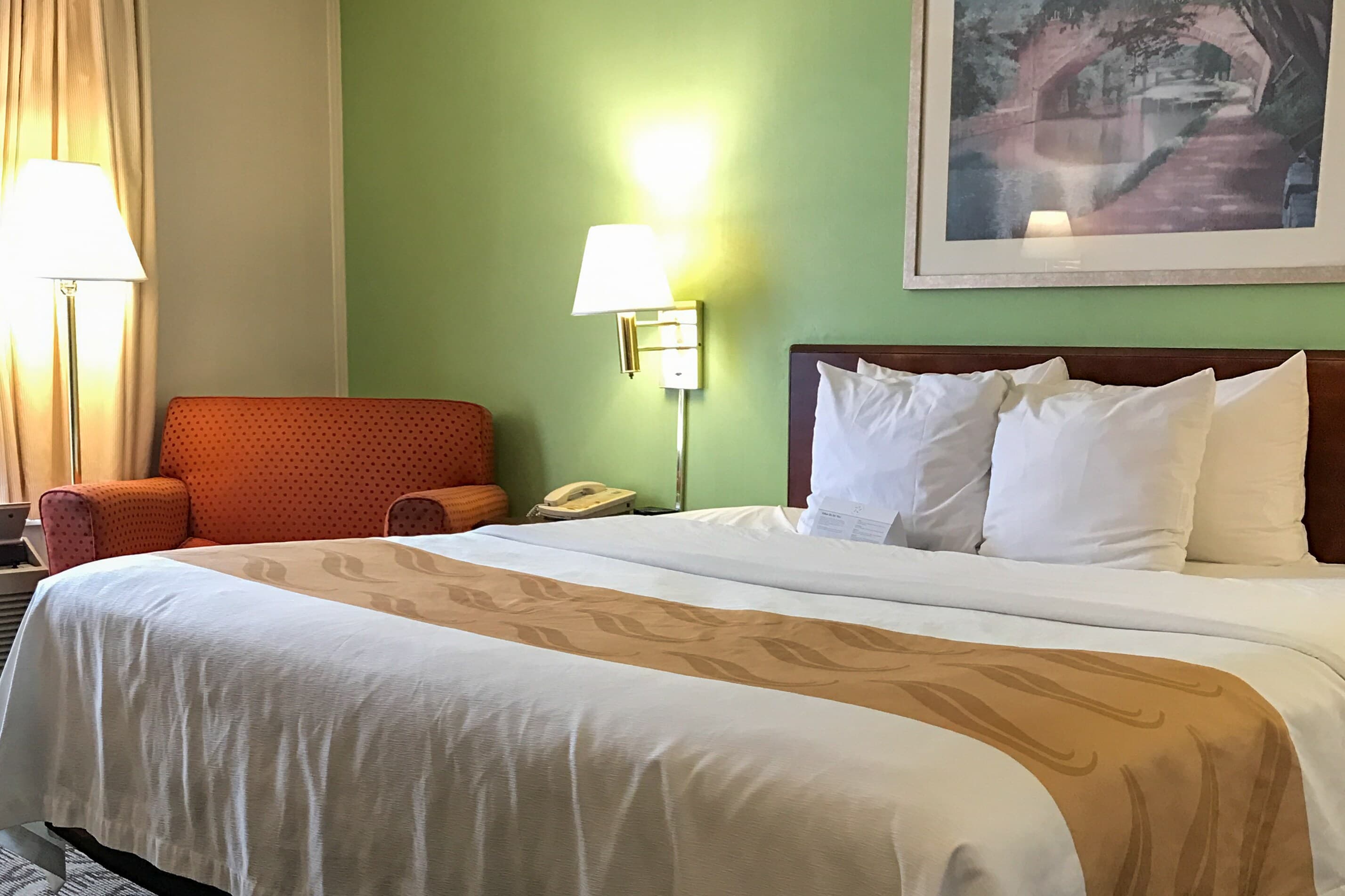 Quality Inn Holland - Toledo - Image 4
