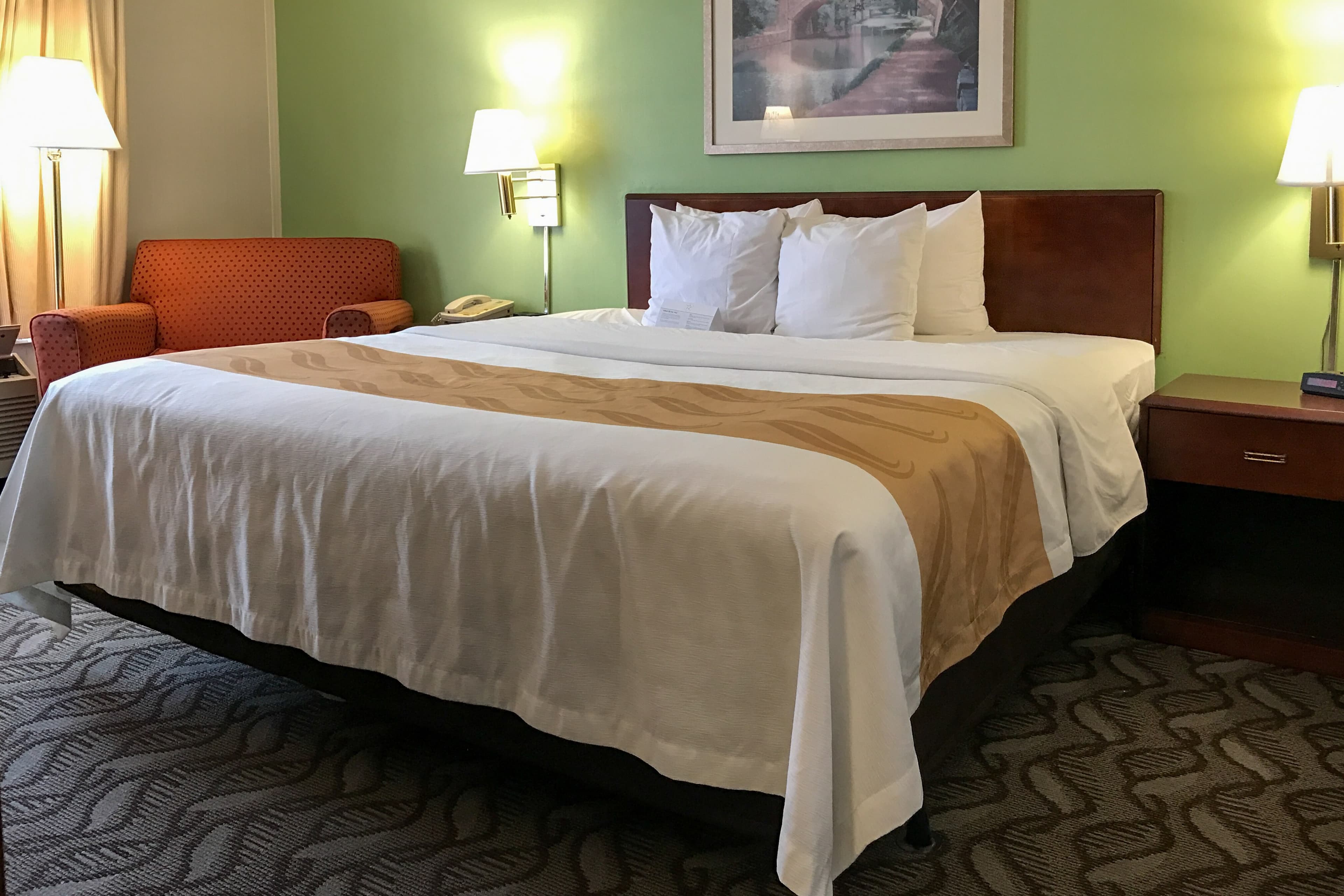 Quality Inn Holland - Toledo - Image 5