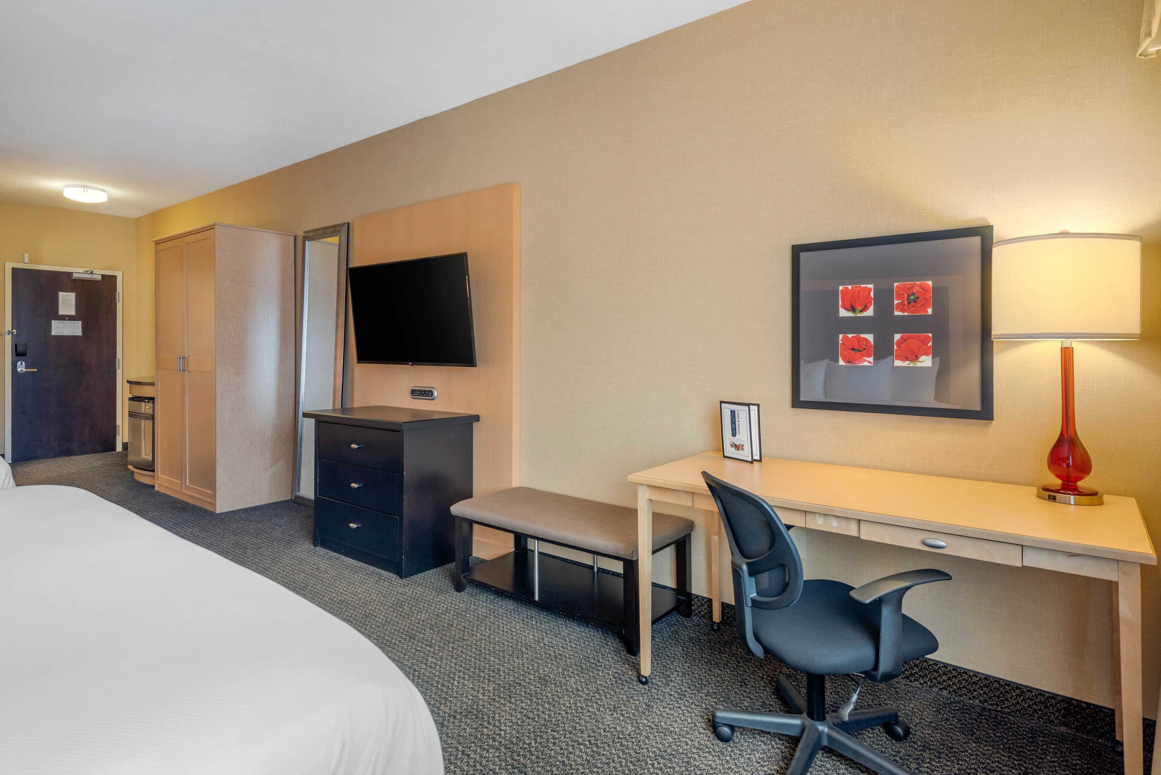 Cambria Hotel Akron - Canton Airport - Image 5
