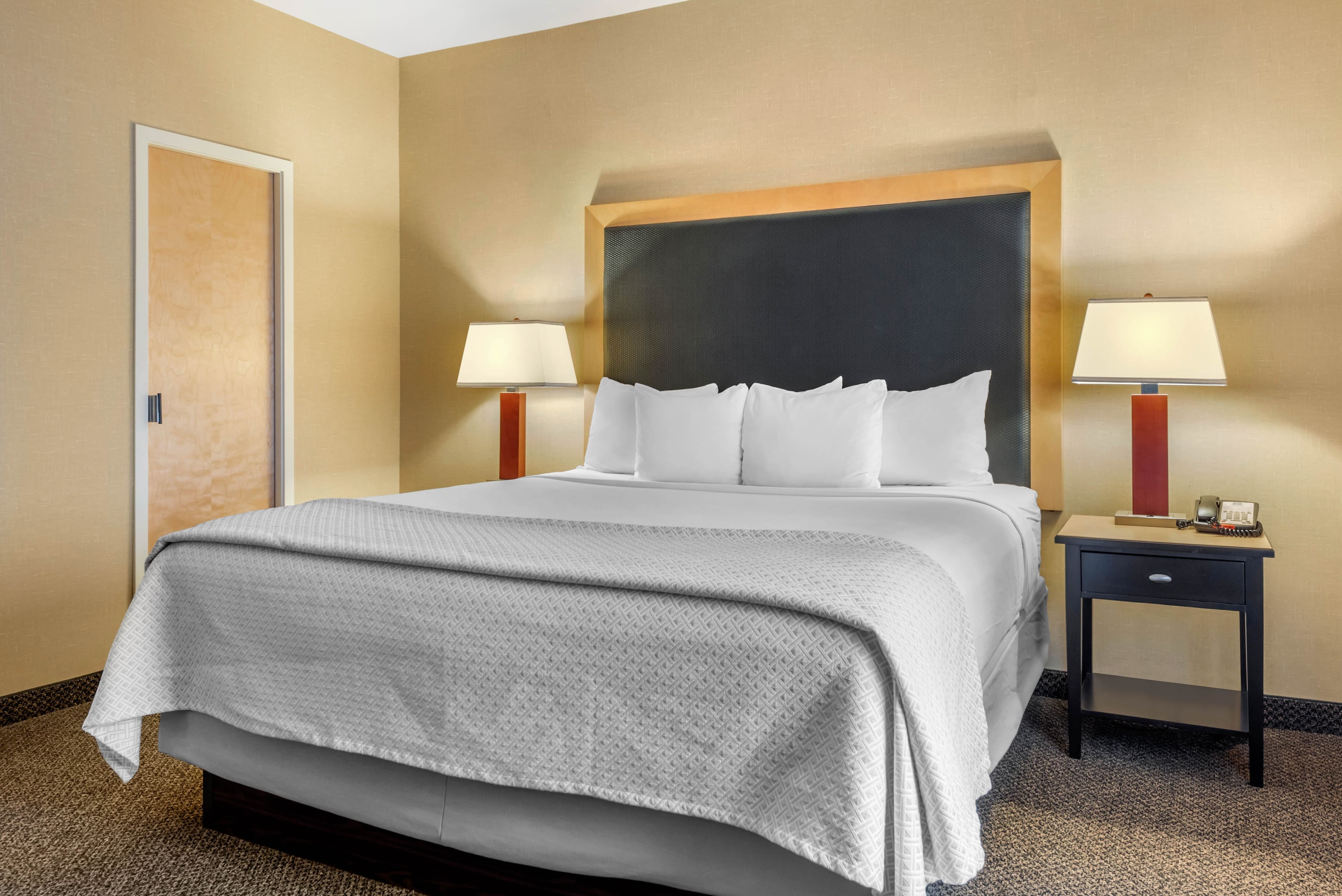 Cambria Hotel Akron - Canton Airport — 18