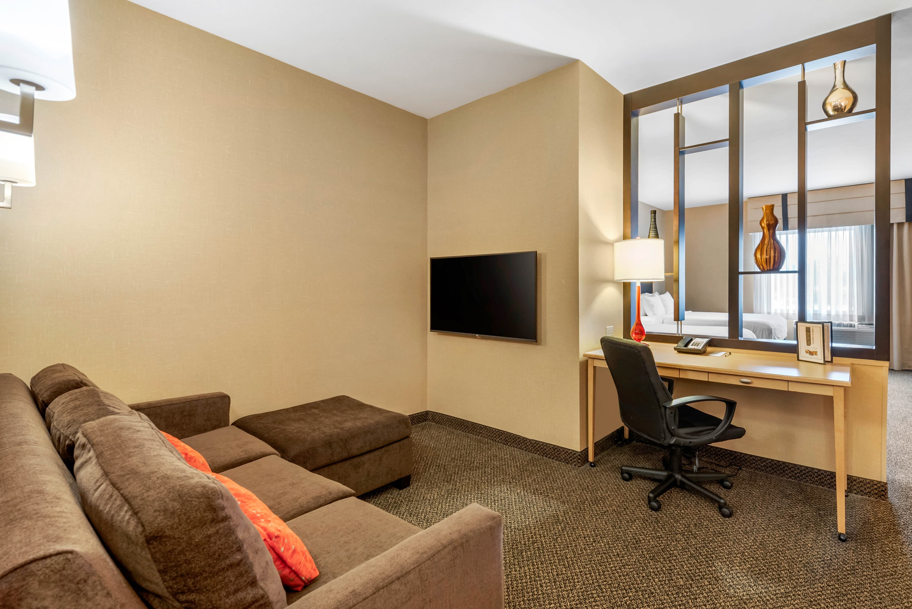 Cambria Hotel Akron - Canton Airport — 19