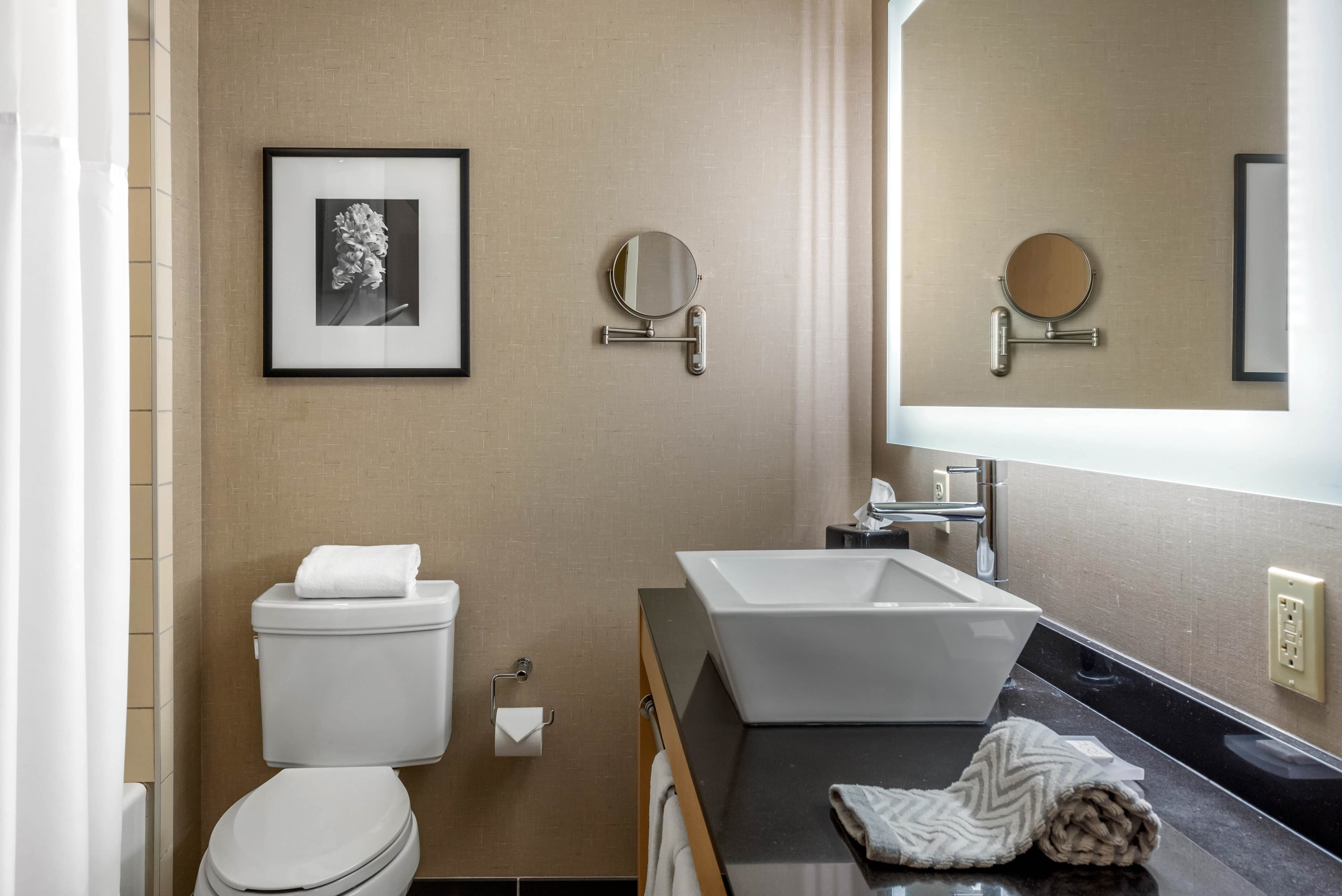 Cambria Hotel Akron - Canton Airport — 37