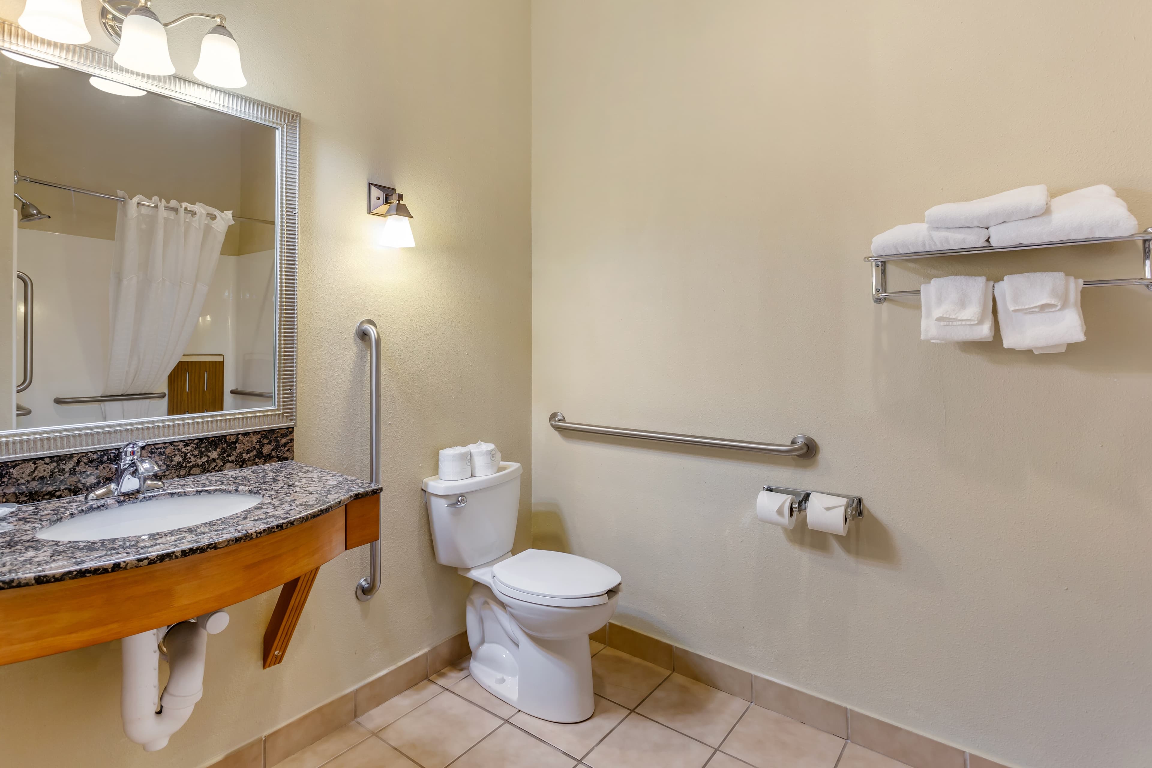Comfort Suites South Point - Huntington — 6