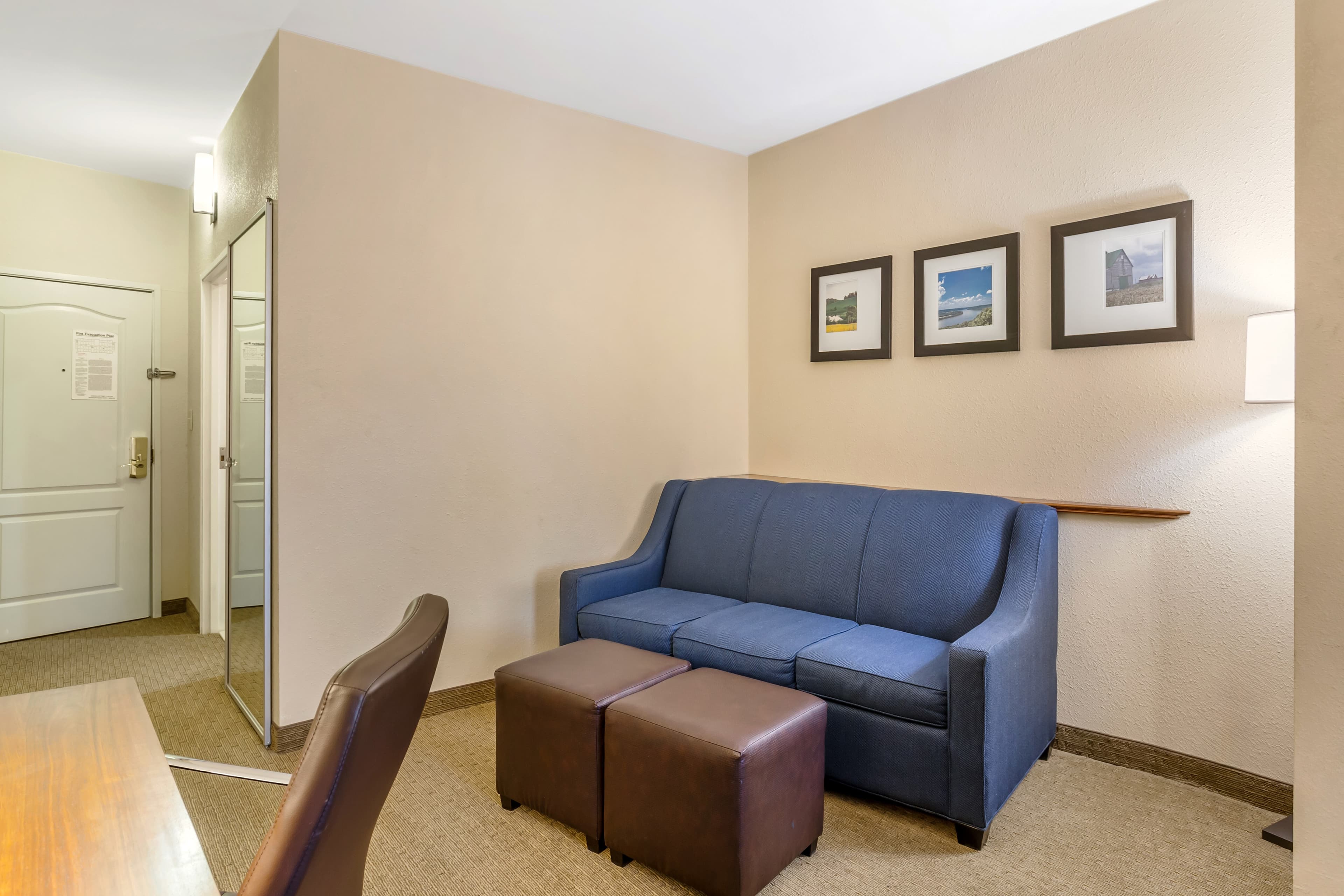 Comfort Suites South Point - Huntington — 16
