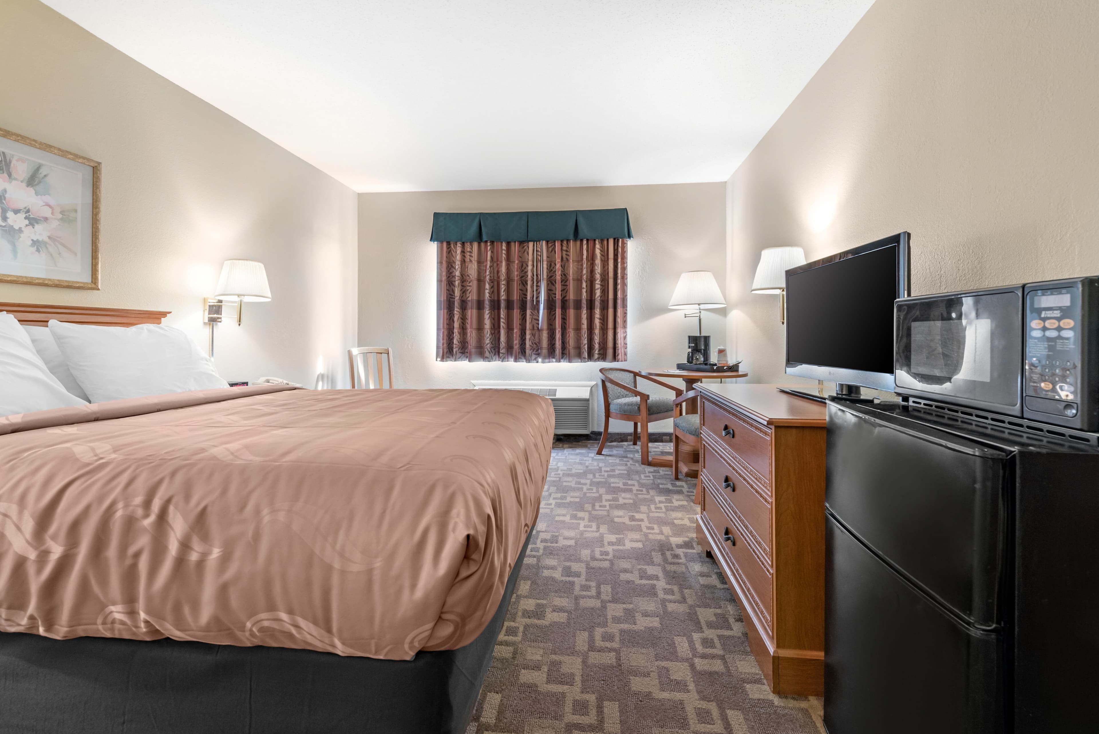 Quality Inn Washington Court House - Image 4