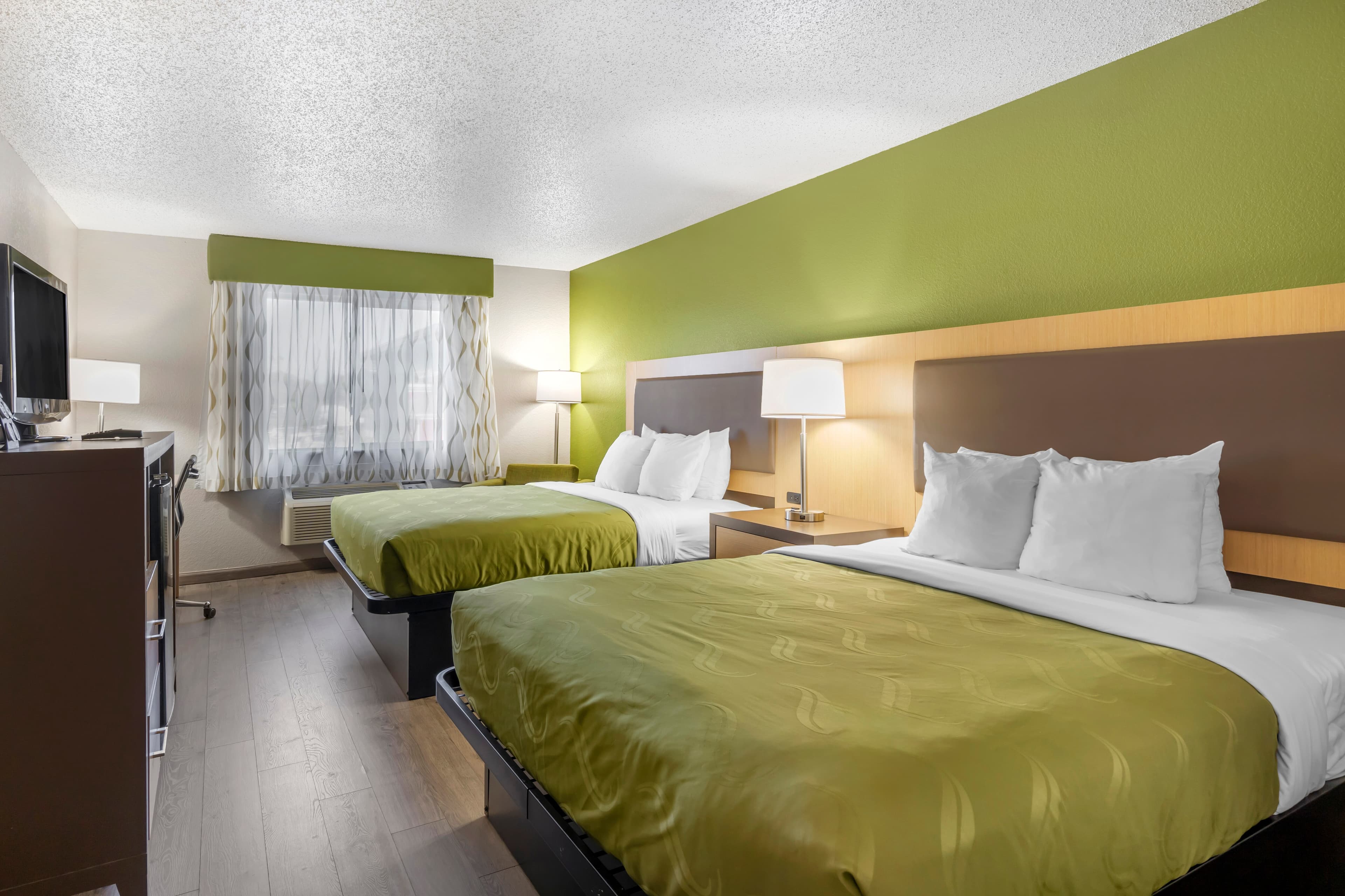 Quality Inn & Suites Delaware South - Image 2