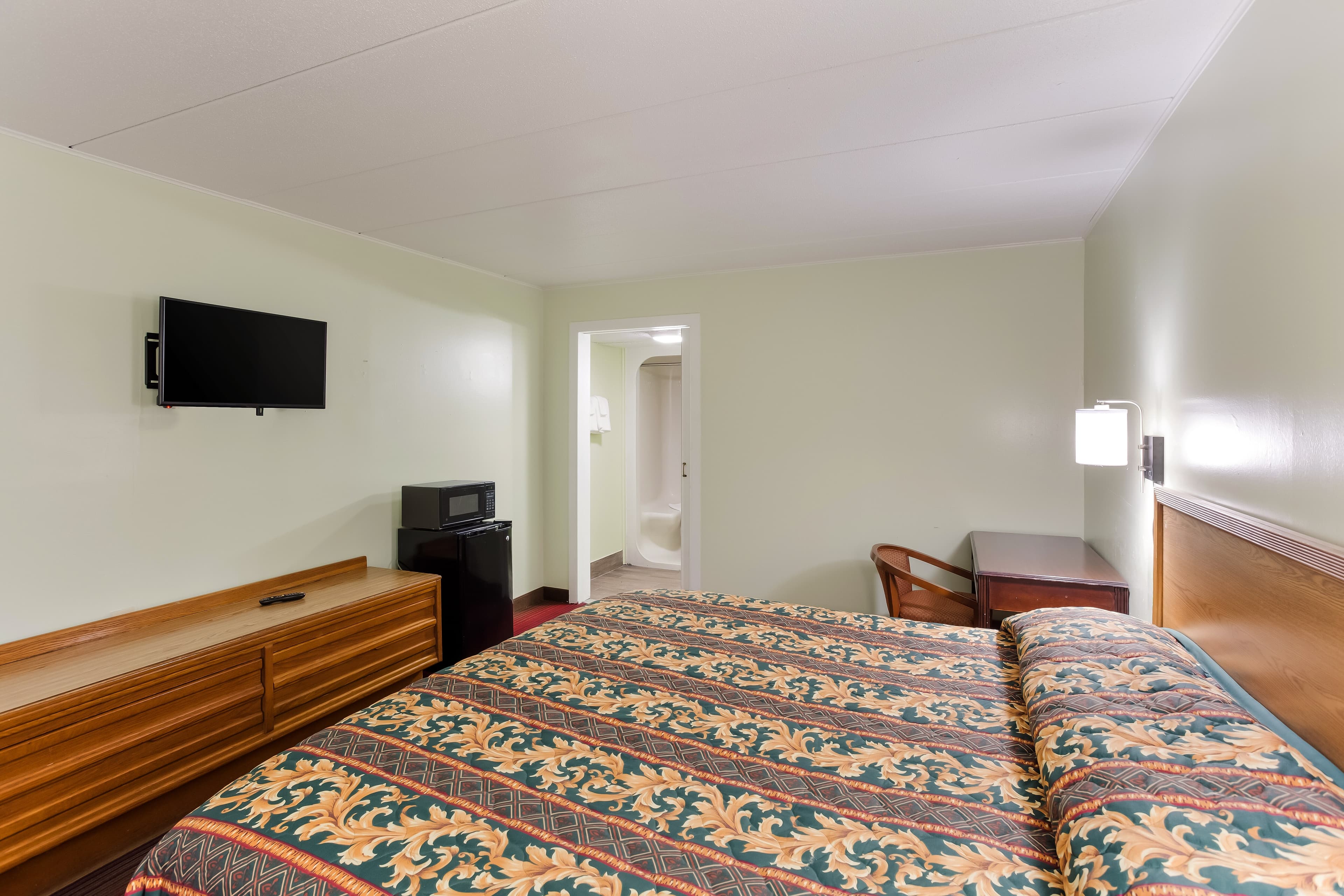 Rodeway Inn South Point — 10