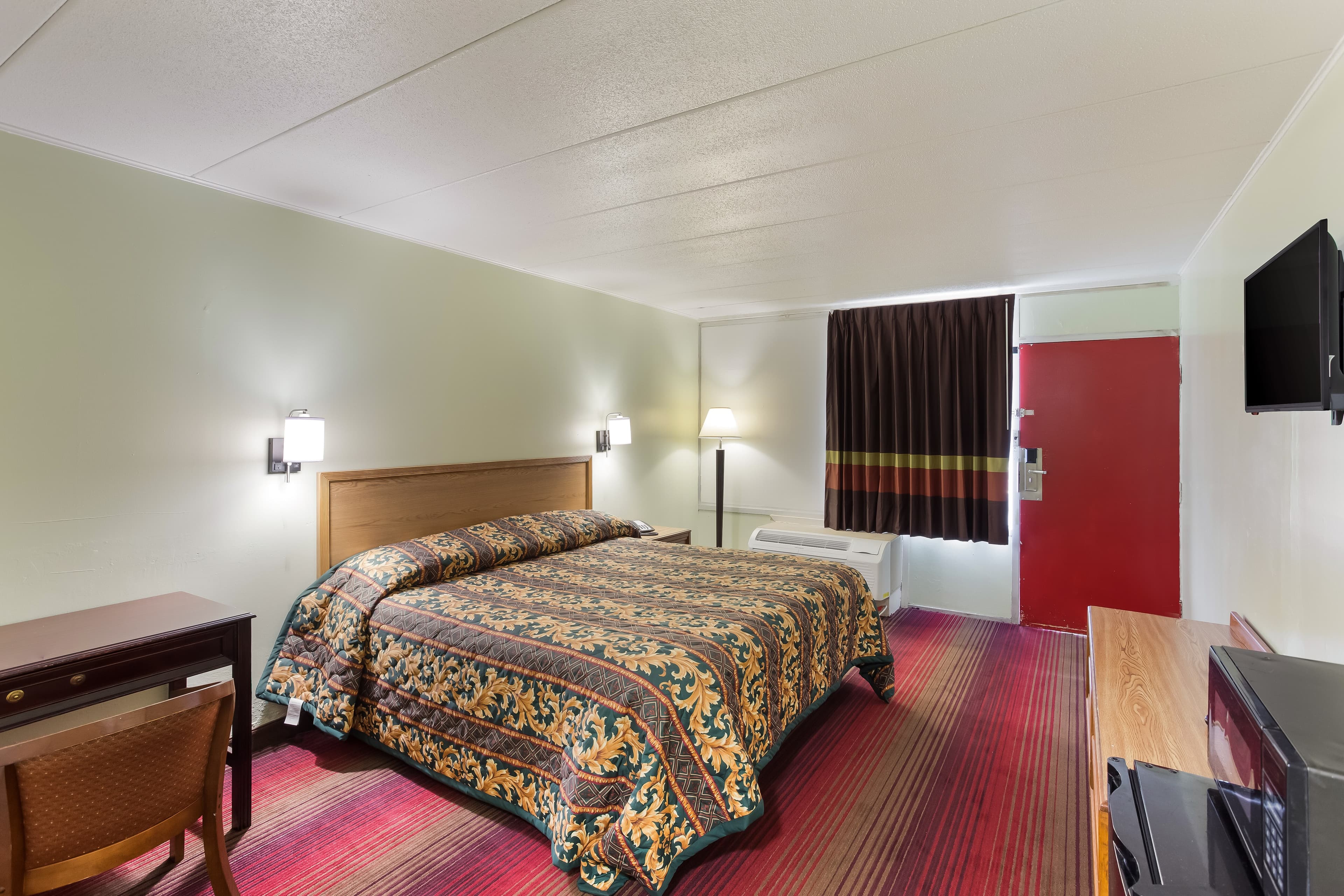Rodeway Inn South Point — 12