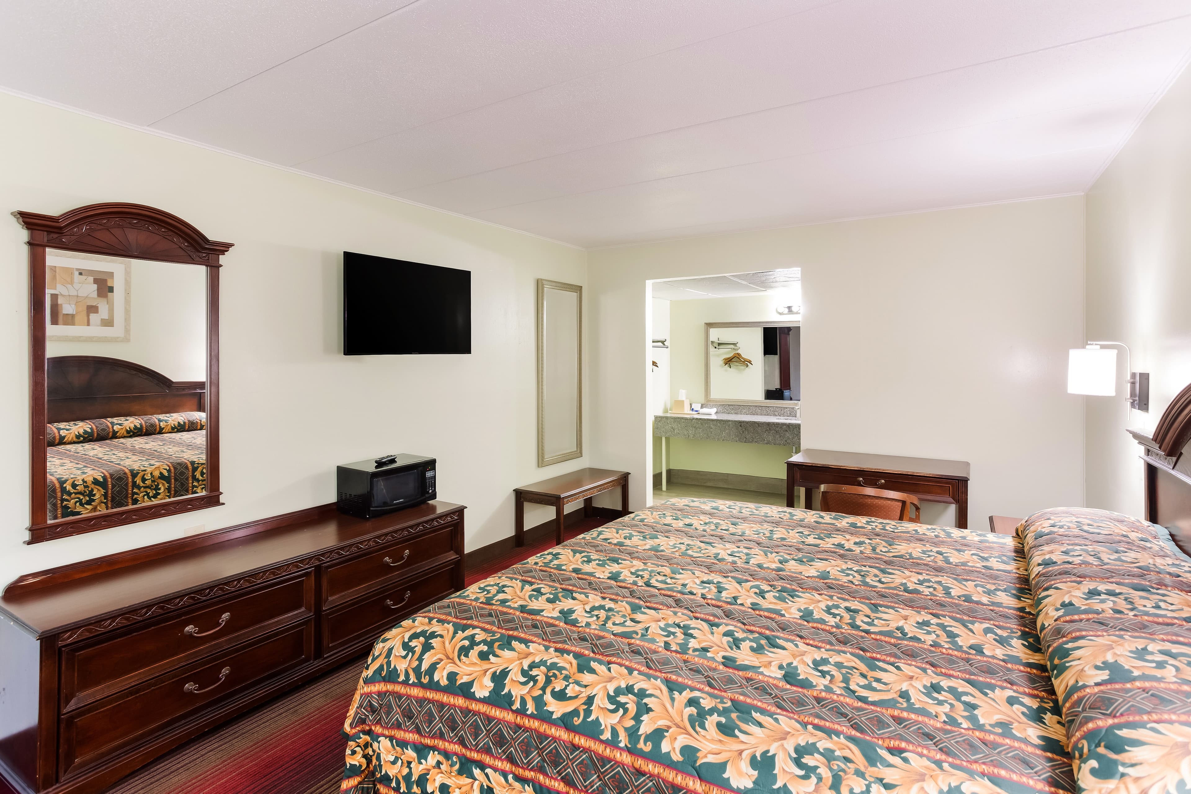 Rodeway Inn South Point — 16