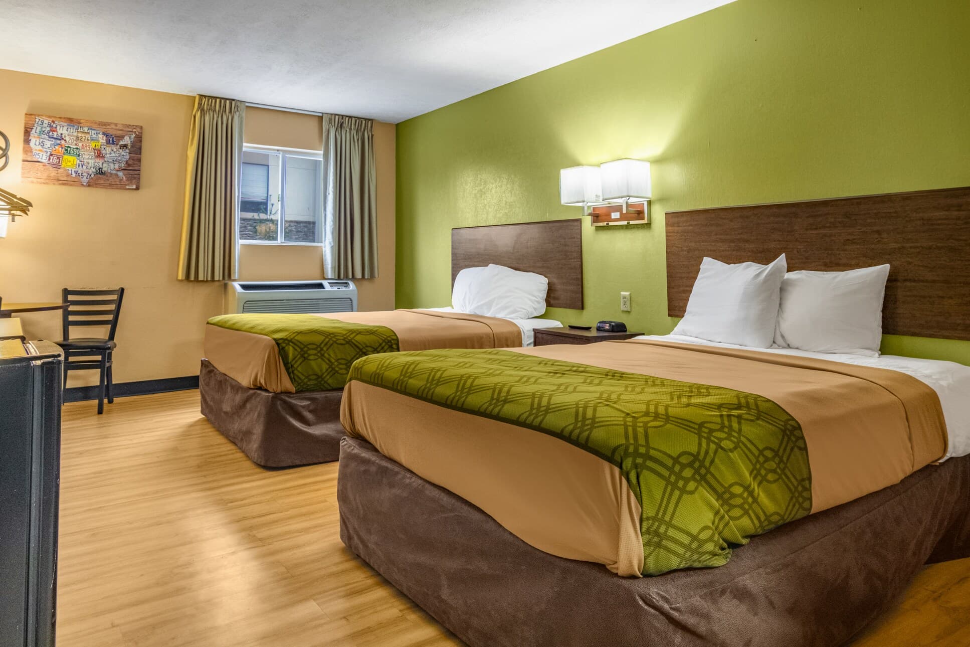 Econo Lodge Kent - Akron West - Image 2