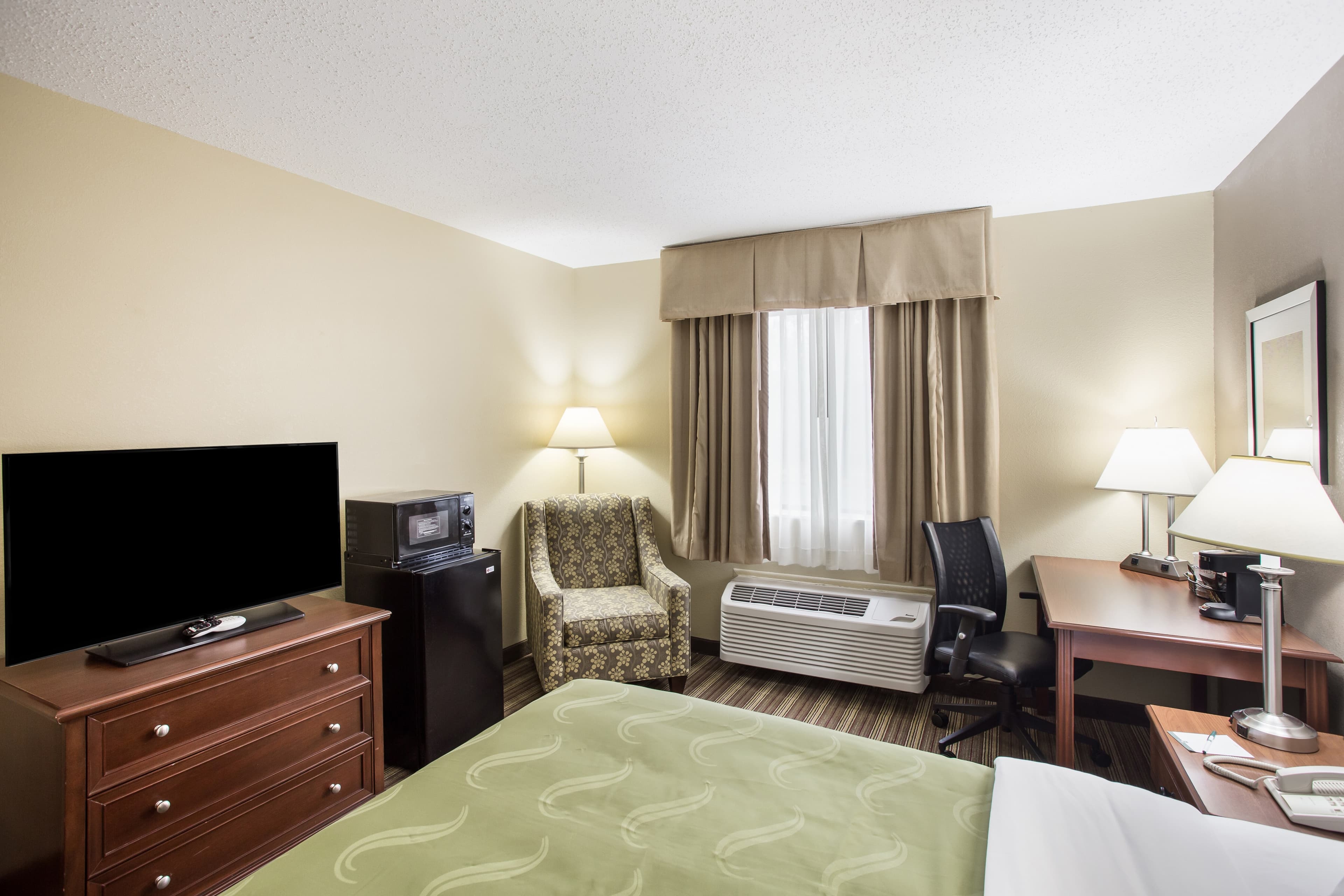 Quality Inn Athens - Image 3