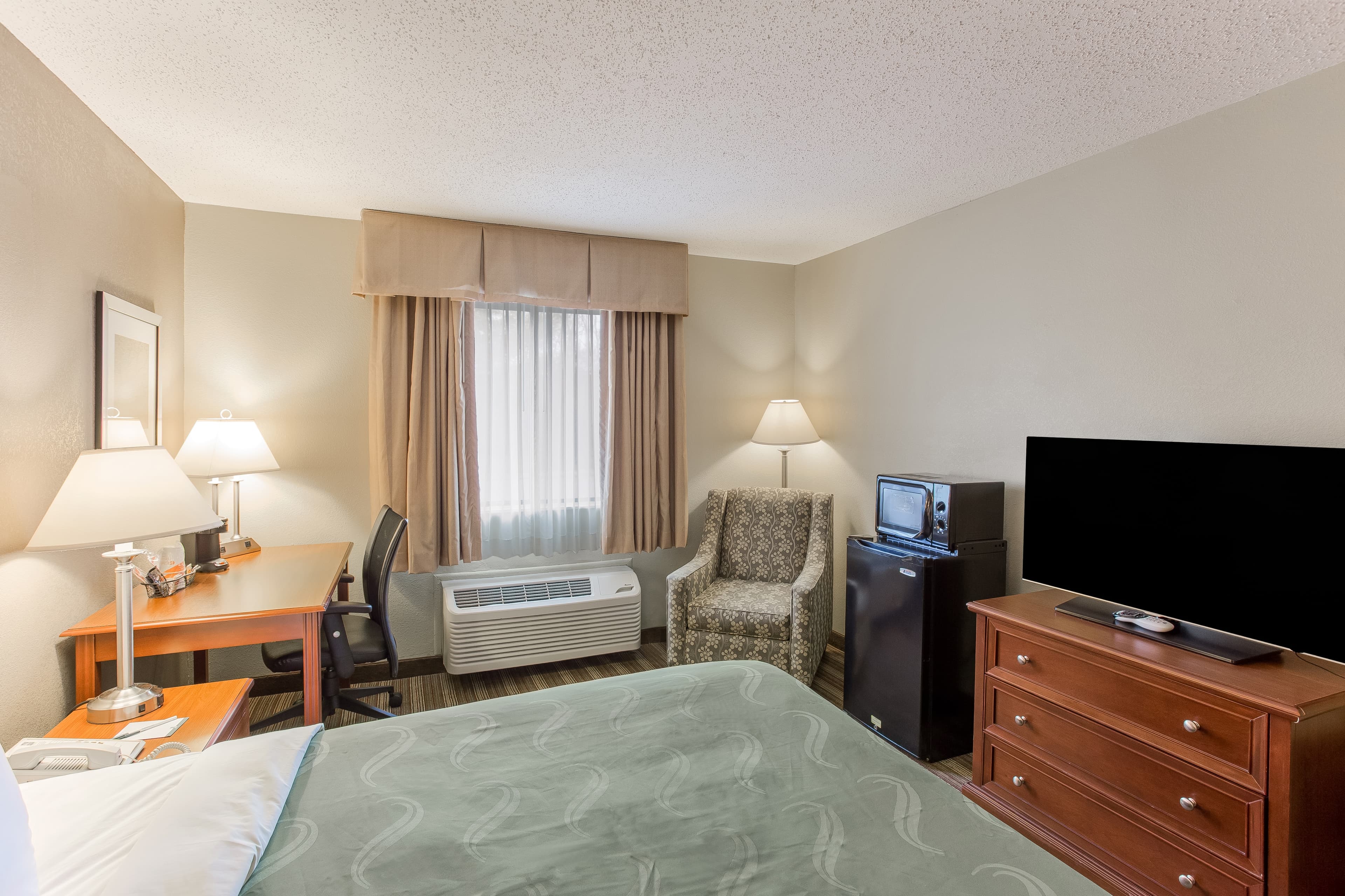 Quality Inn Athens — 8