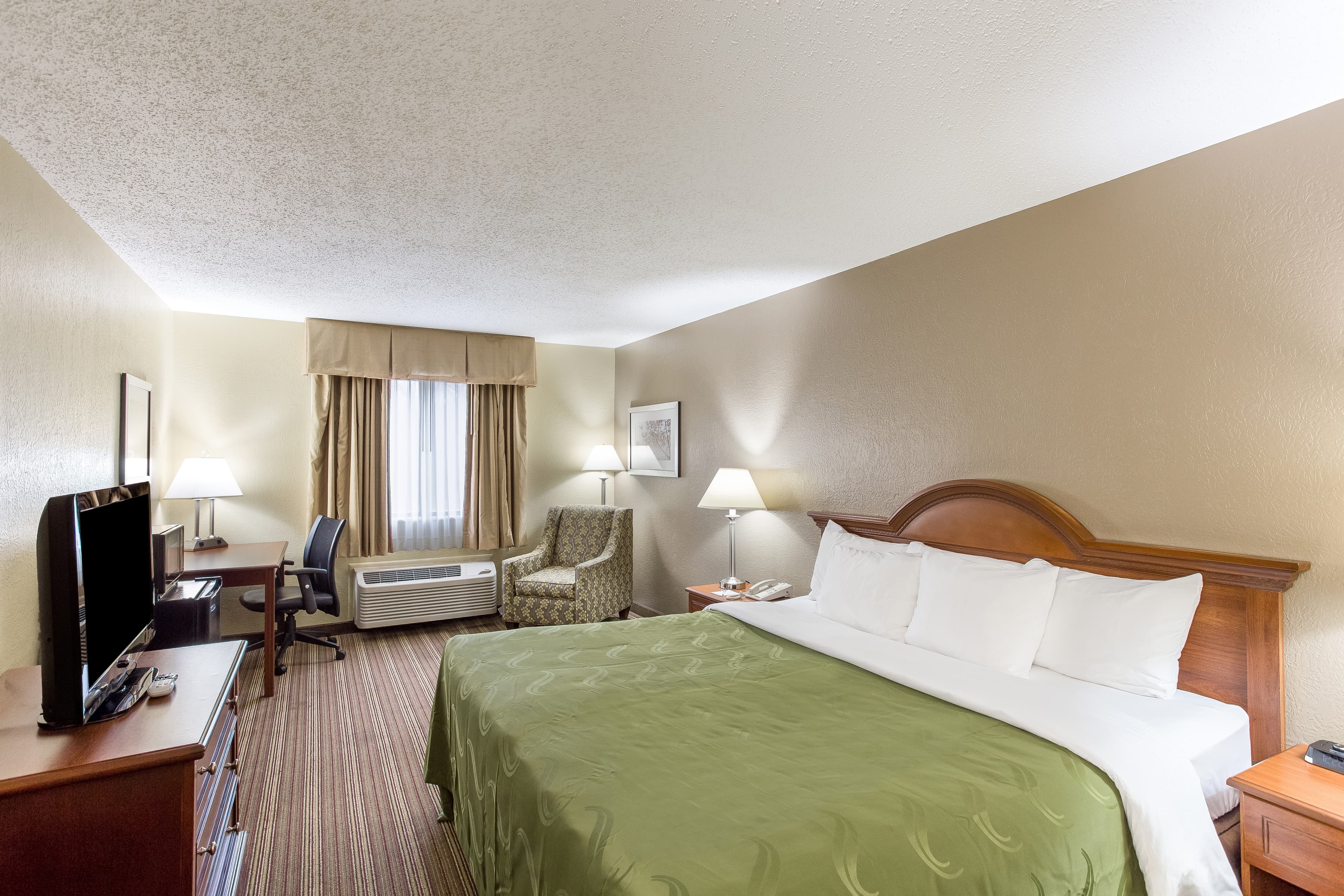 Quality Inn Athens — 12