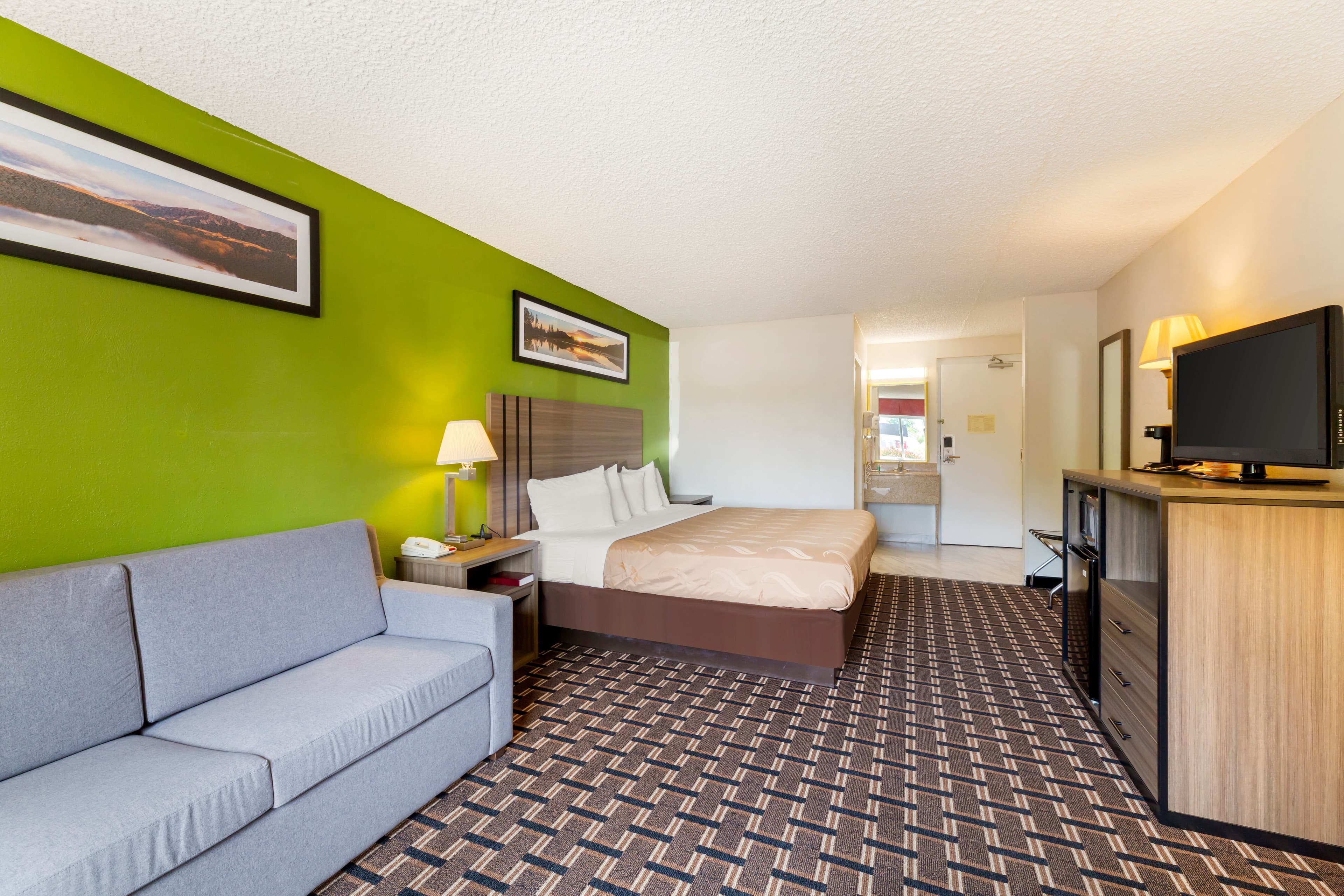 Quality Inn Huron — 6