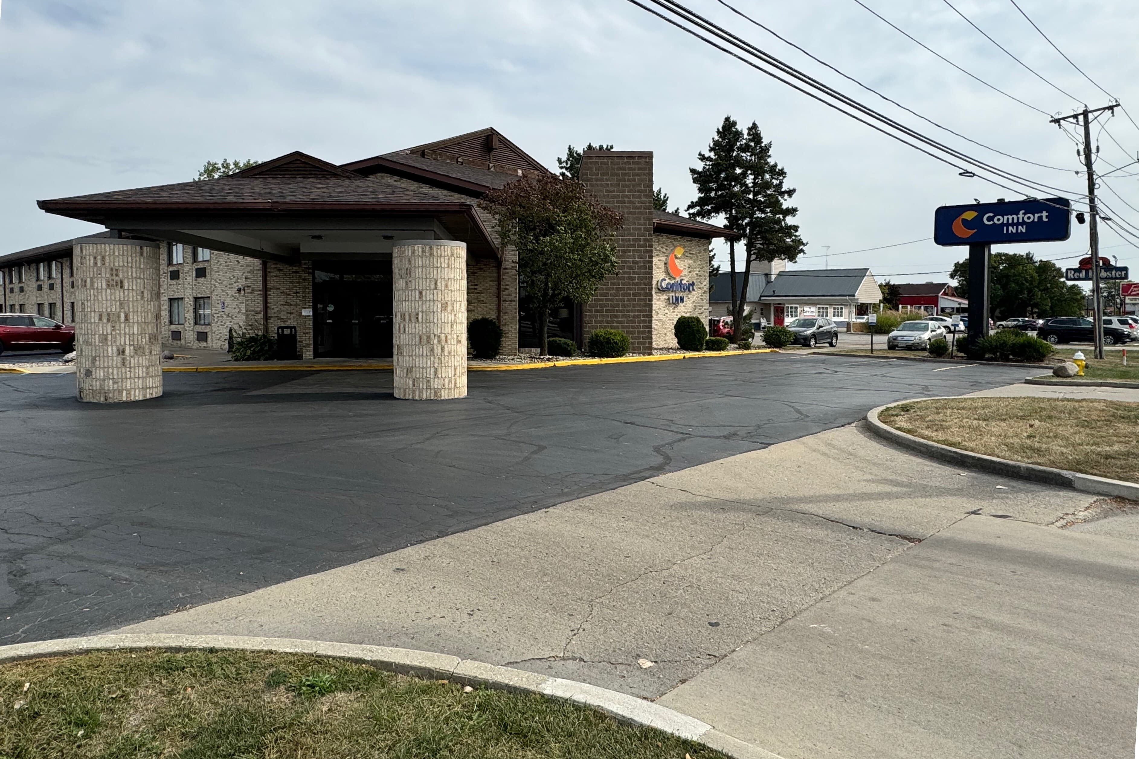 Comfort Inn Maumee - Perrysburg Area - Image 1