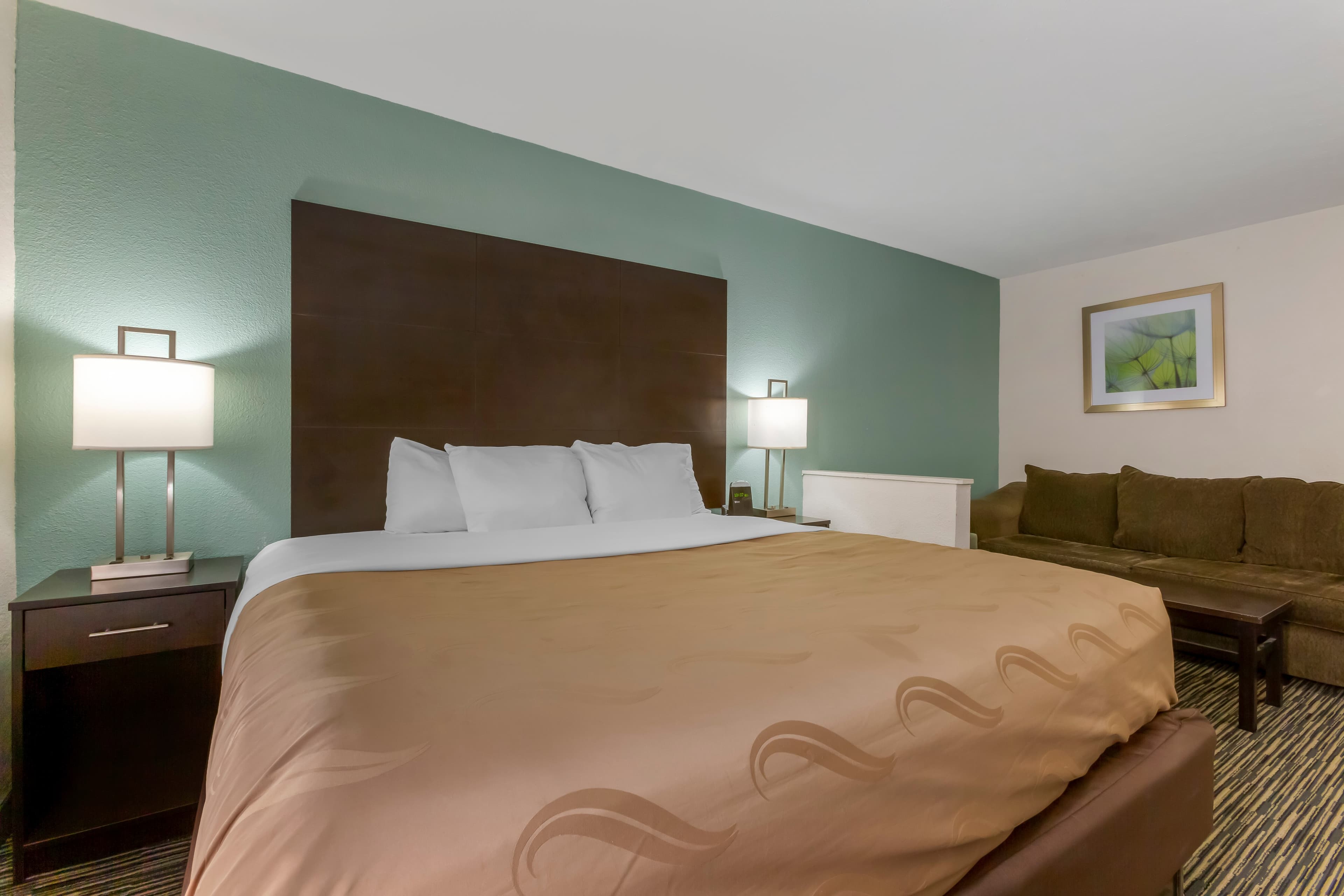 Quality Inn Alexis Rd - Image 2